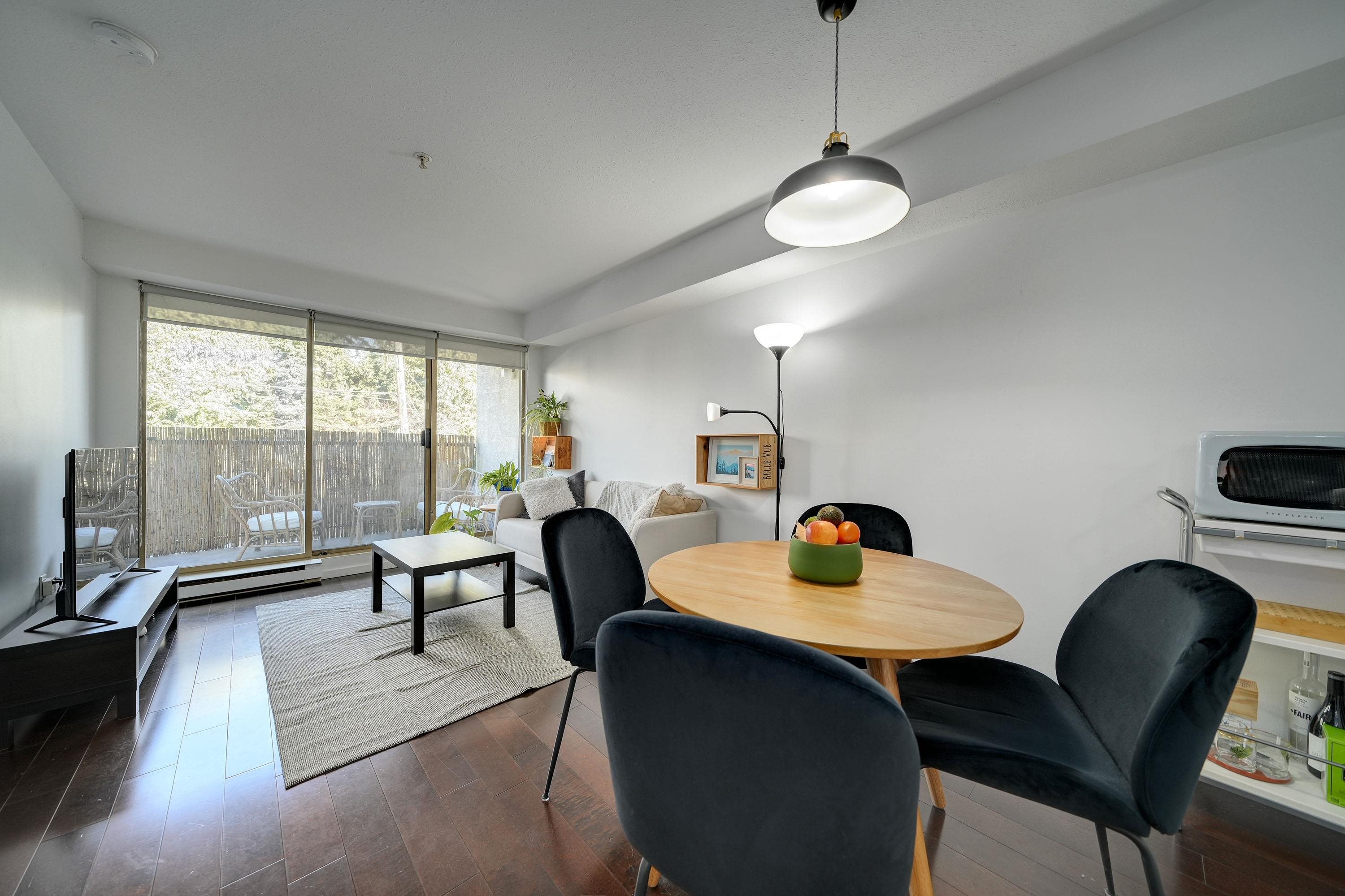 210-1099 Broadway E, Vancouver, BC