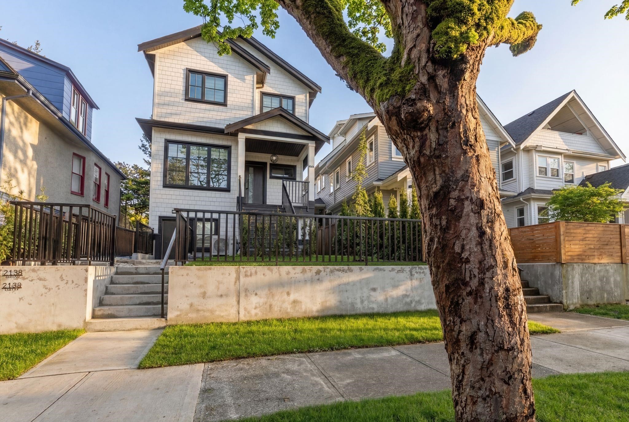 2136 Venables Street, Vancouver, BC