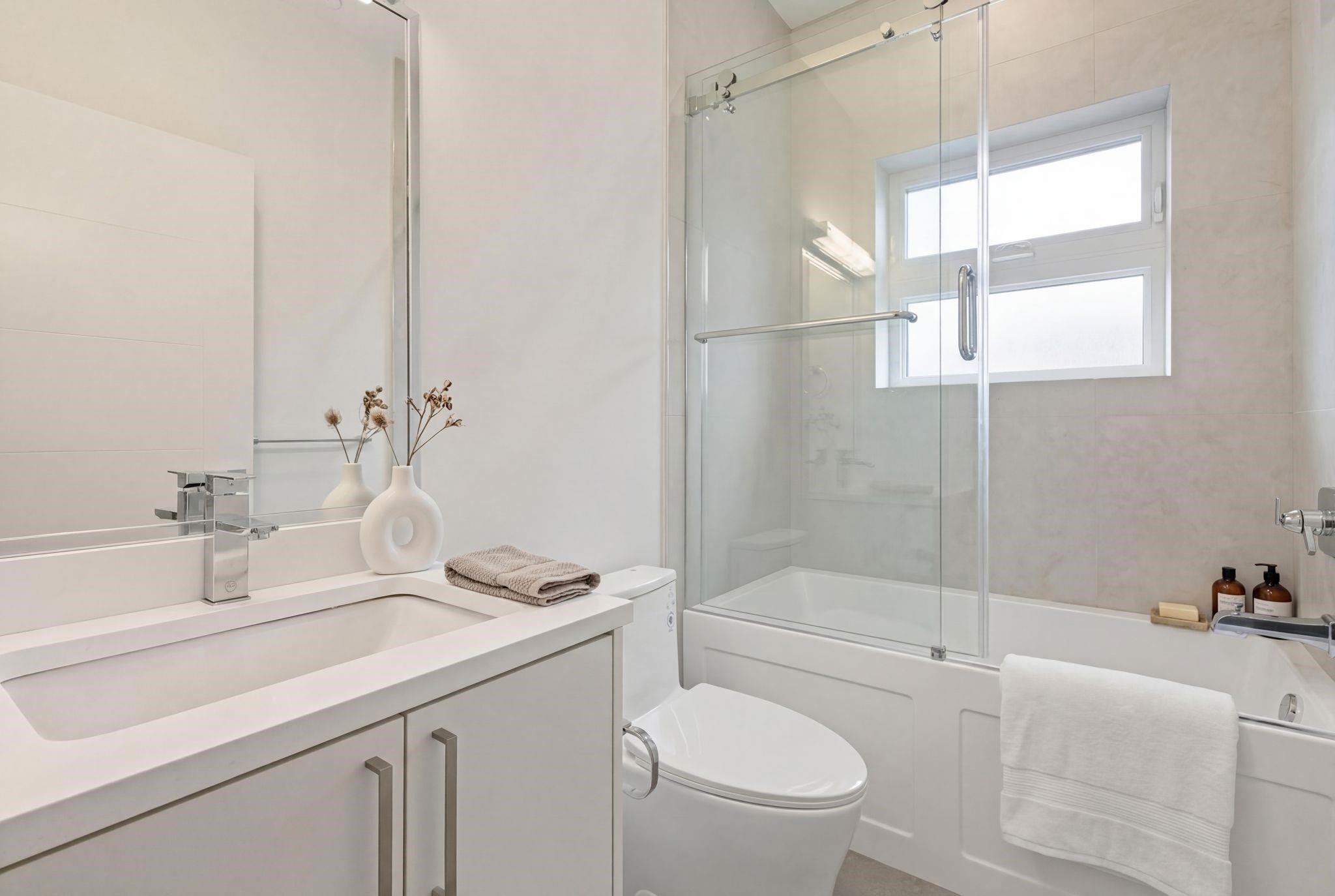 2136 Venables Street, Vancouver, BC