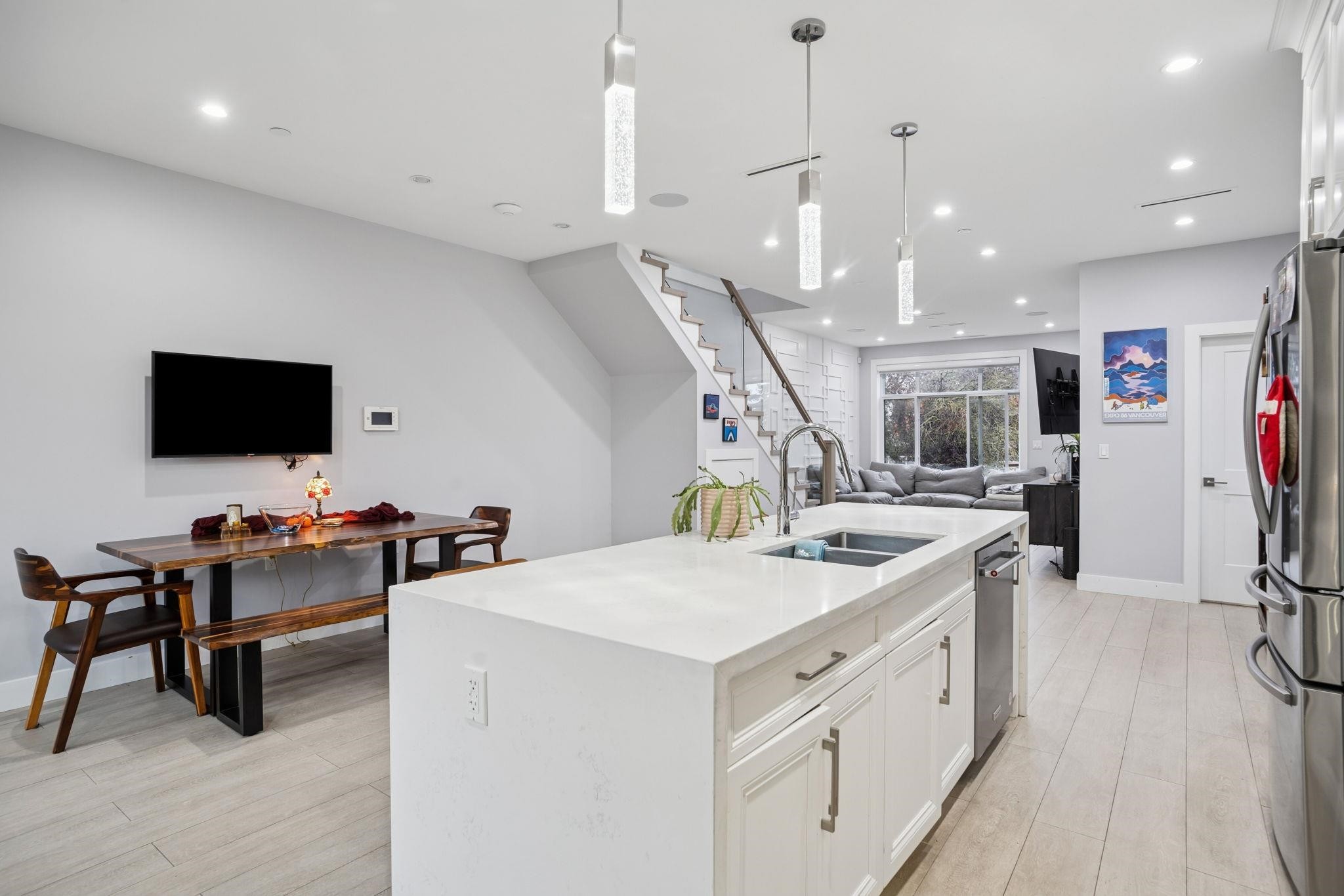 3045 59Th Avenue E, Vancouver, BC
