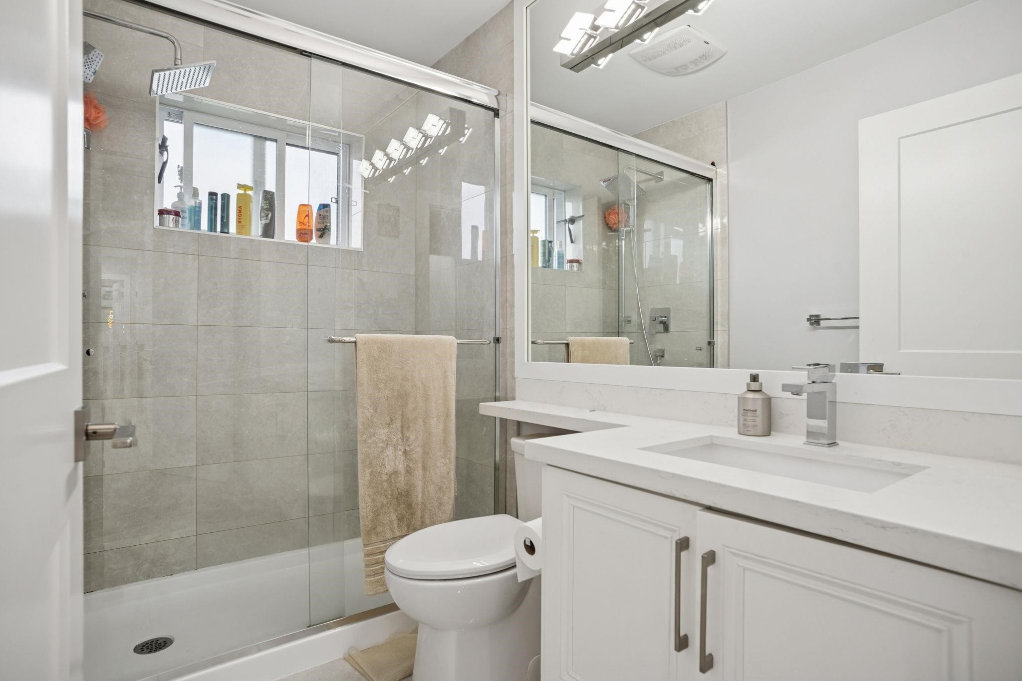 3045 59Th Avenue E, Vancouver, BC