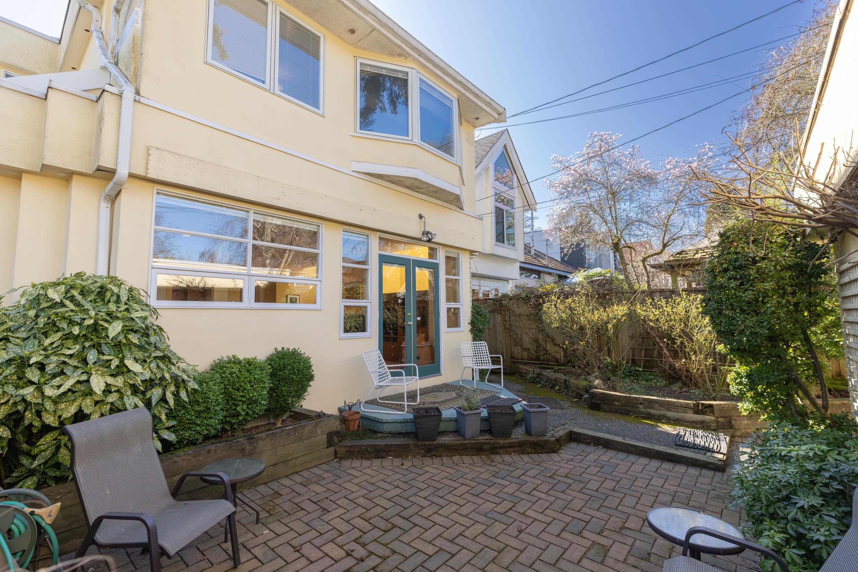 4367 15Th Avenue W, Vancouver, BC