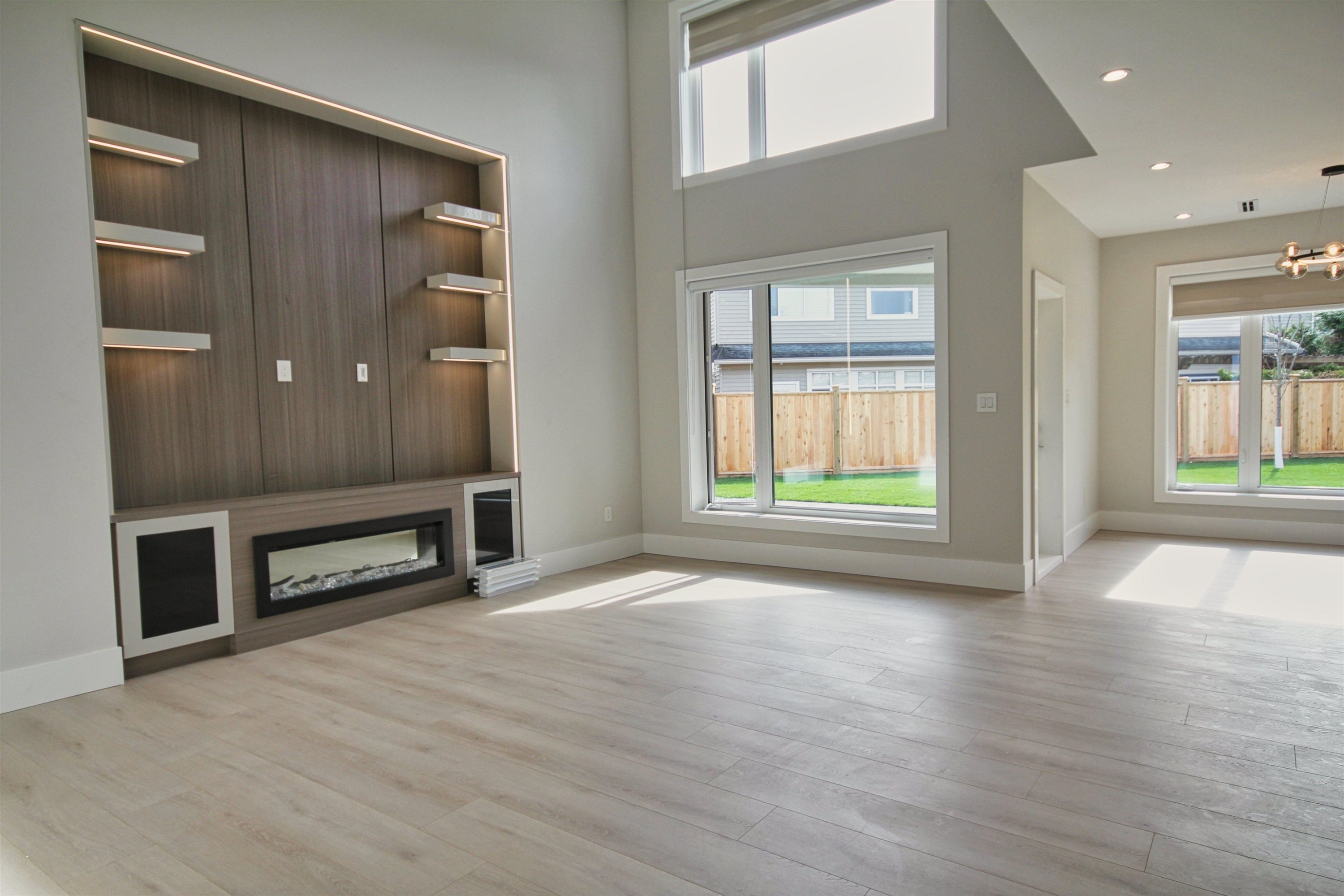 11911 Dunavon Place, Richmond, BC