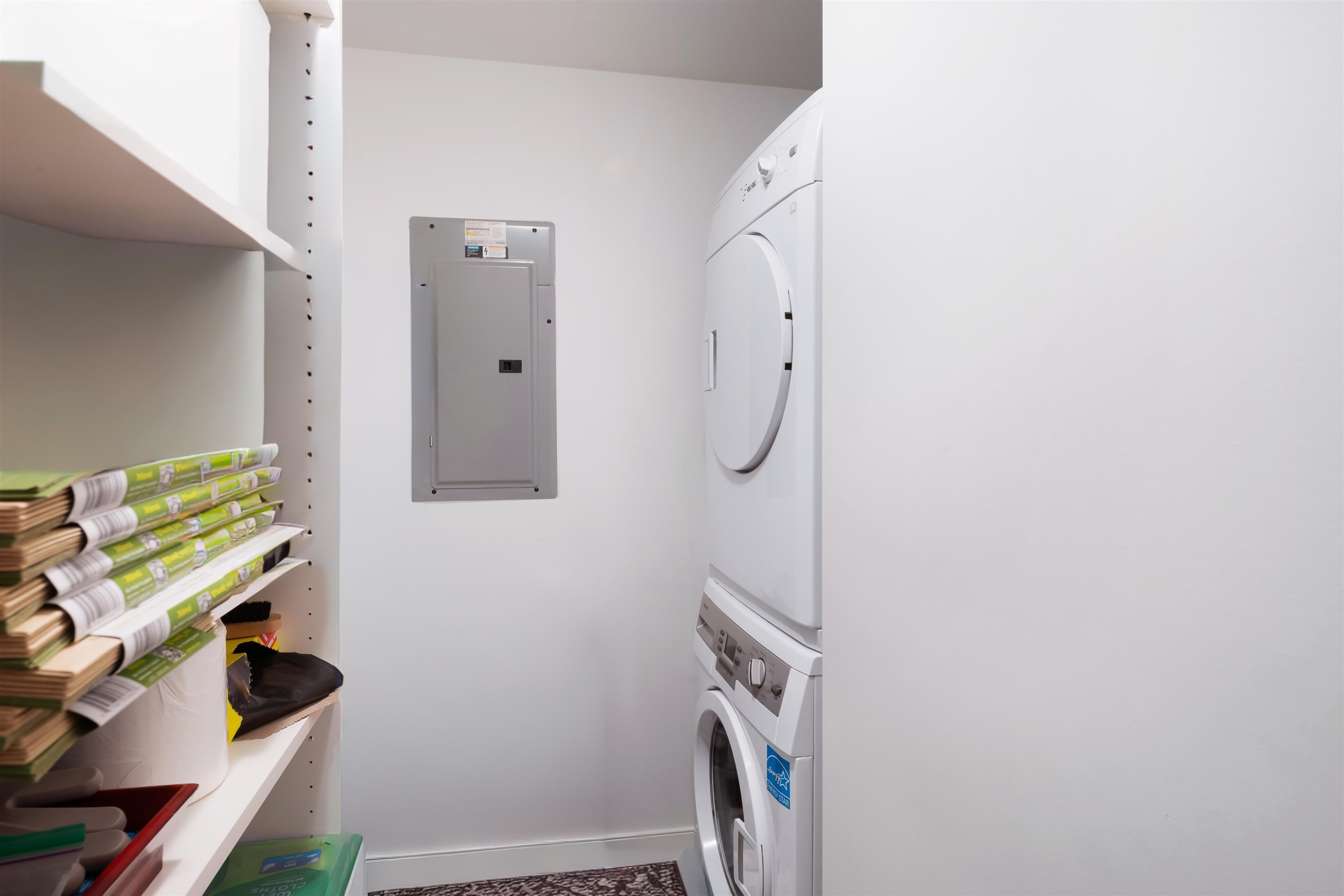 3376 Watkins Avenue, Coquitlam, BC