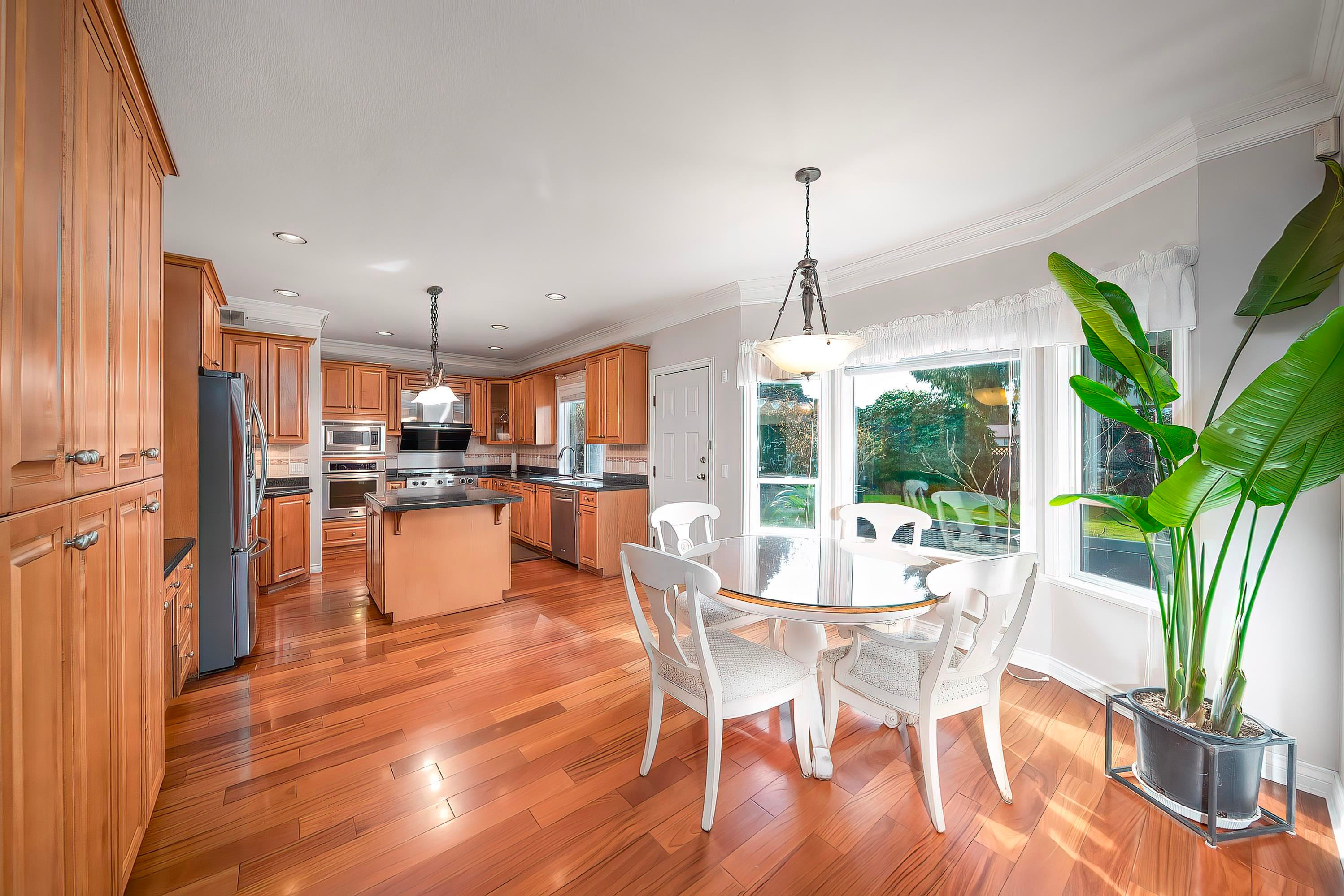 8320 Mowbray Road, Richmond, BC