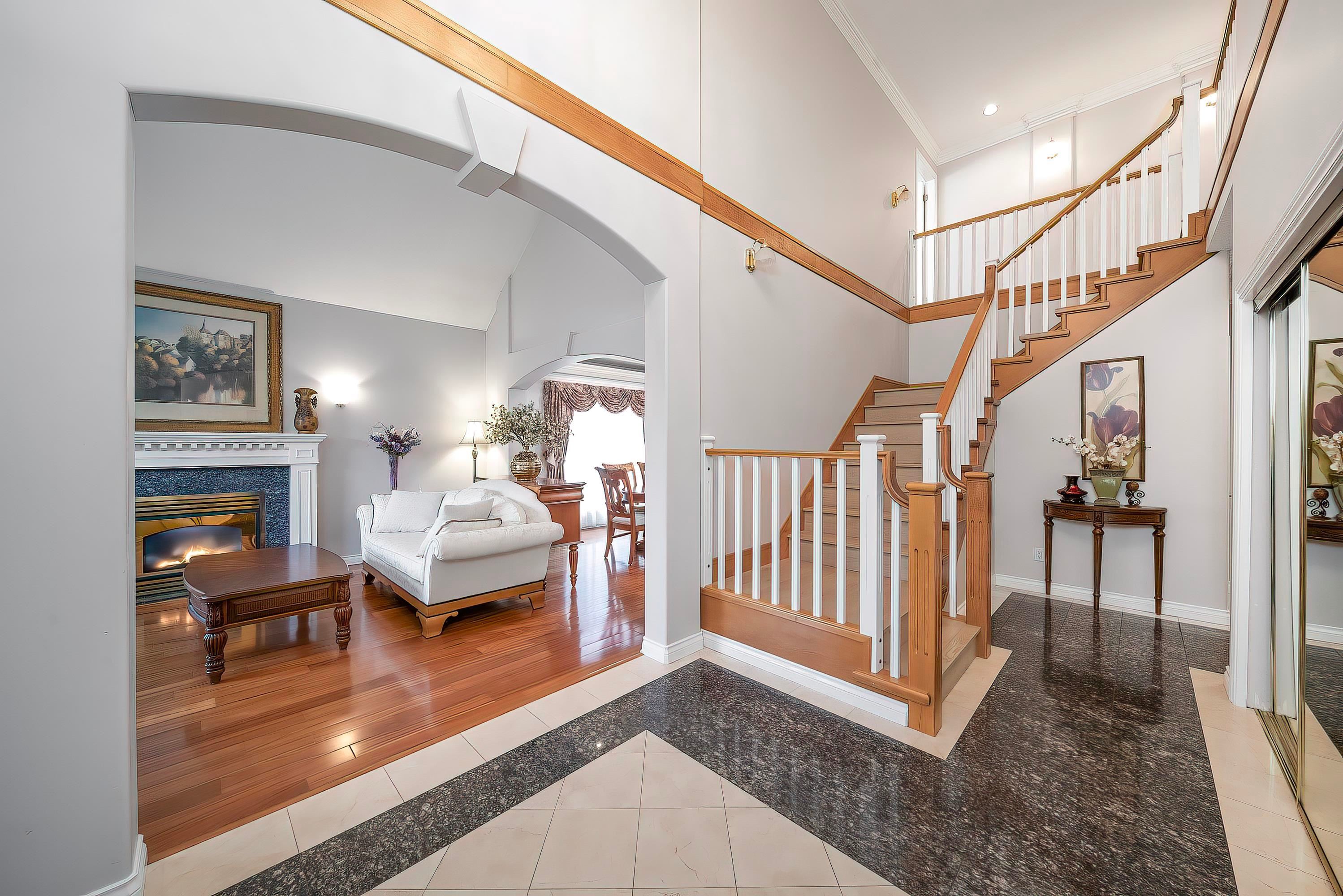 8320 Mowbray Road, Richmond, BC