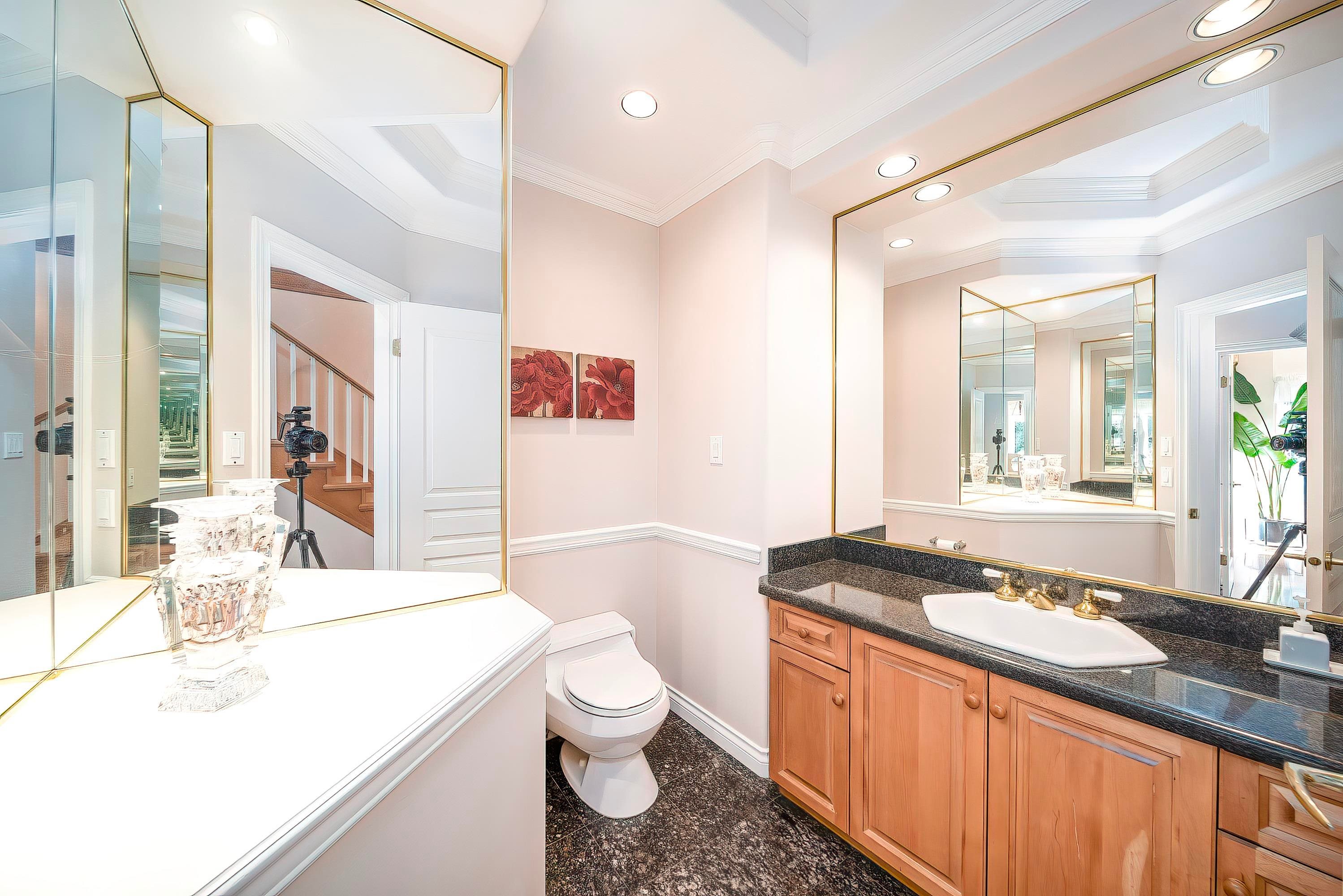 8320 Mowbray Road, Richmond, BC