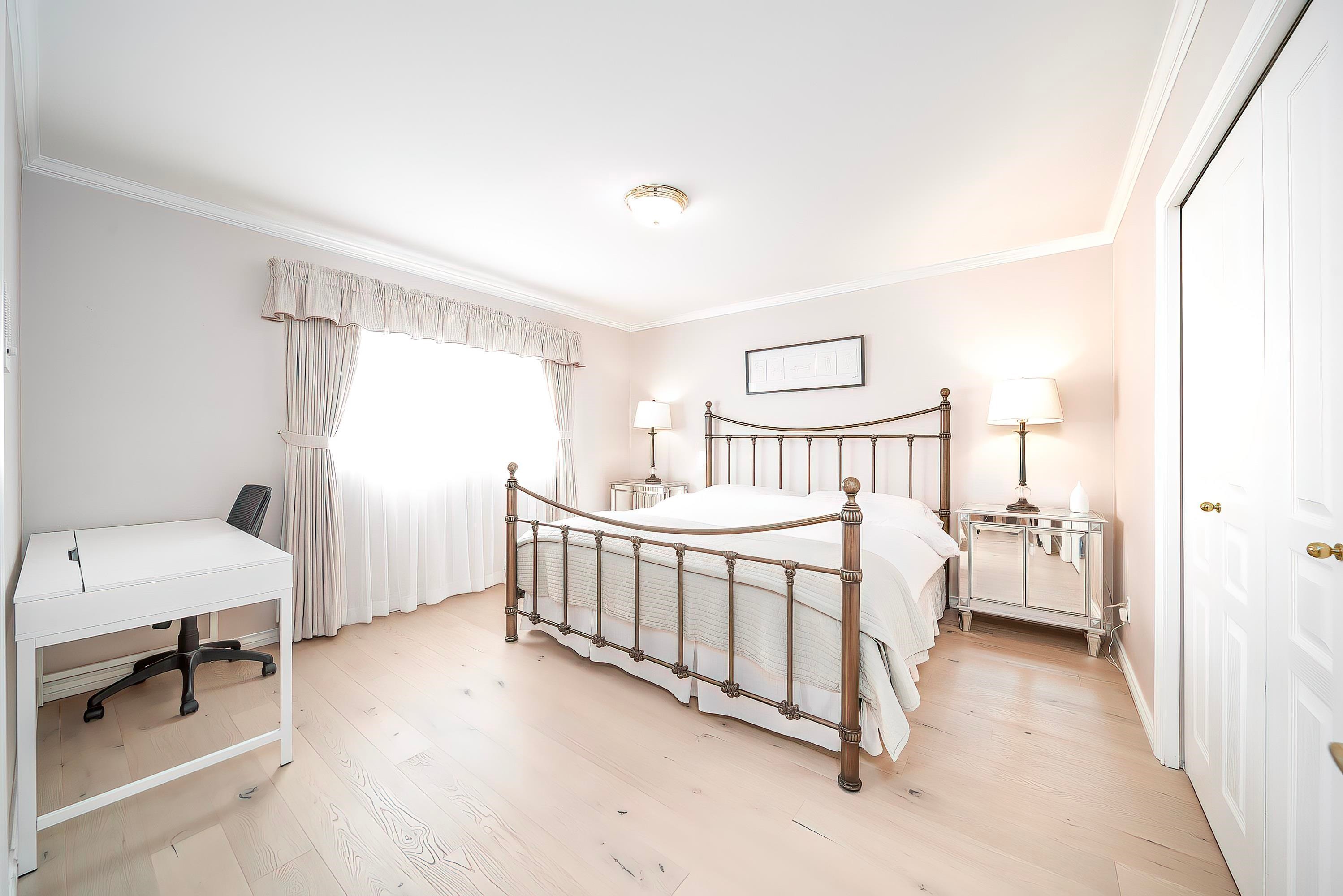 8320 Mowbray Road, Richmond, BC