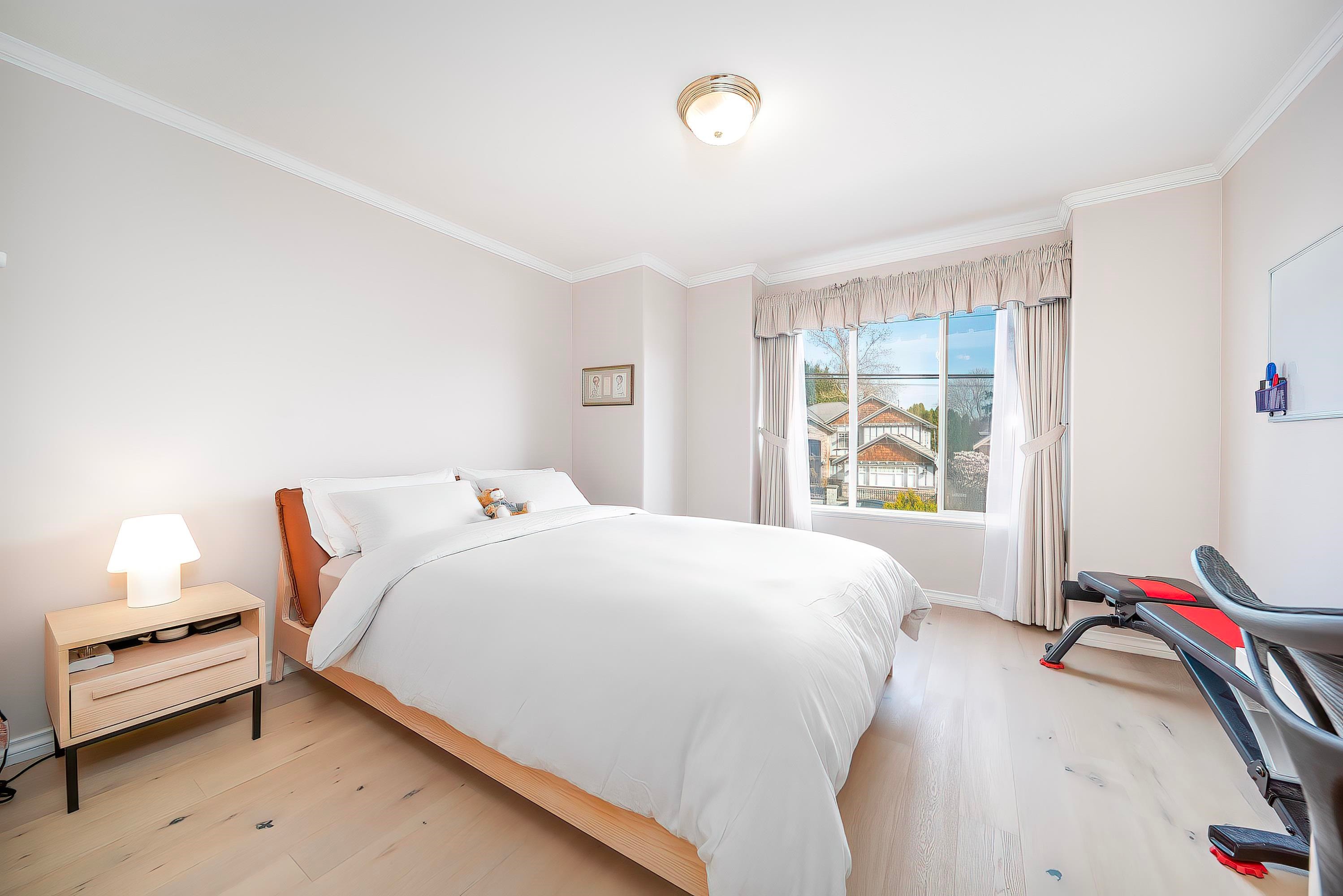 8320 Mowbray Road, Richmond, BC