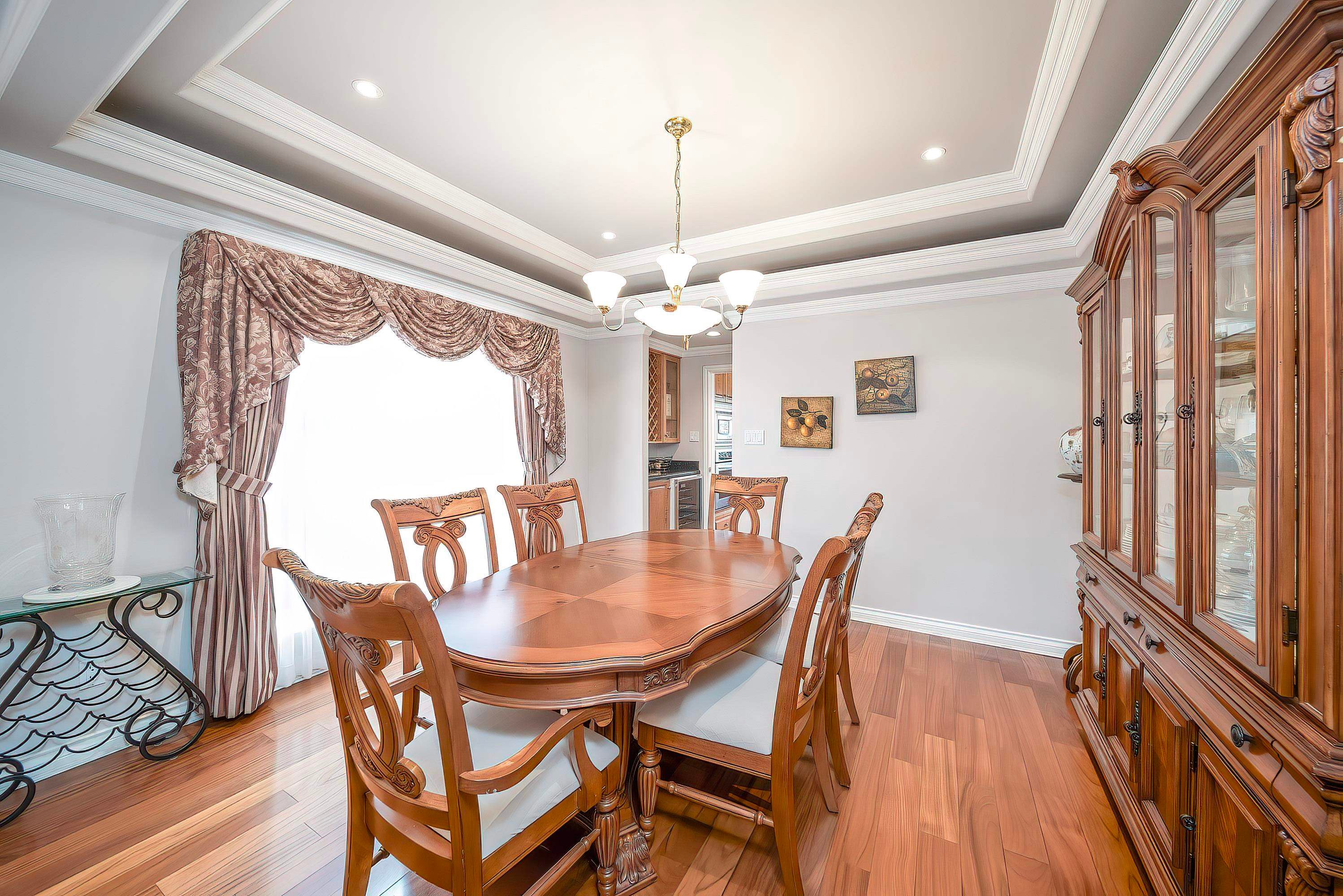 8320 Mowbray Road, Richmond, BC