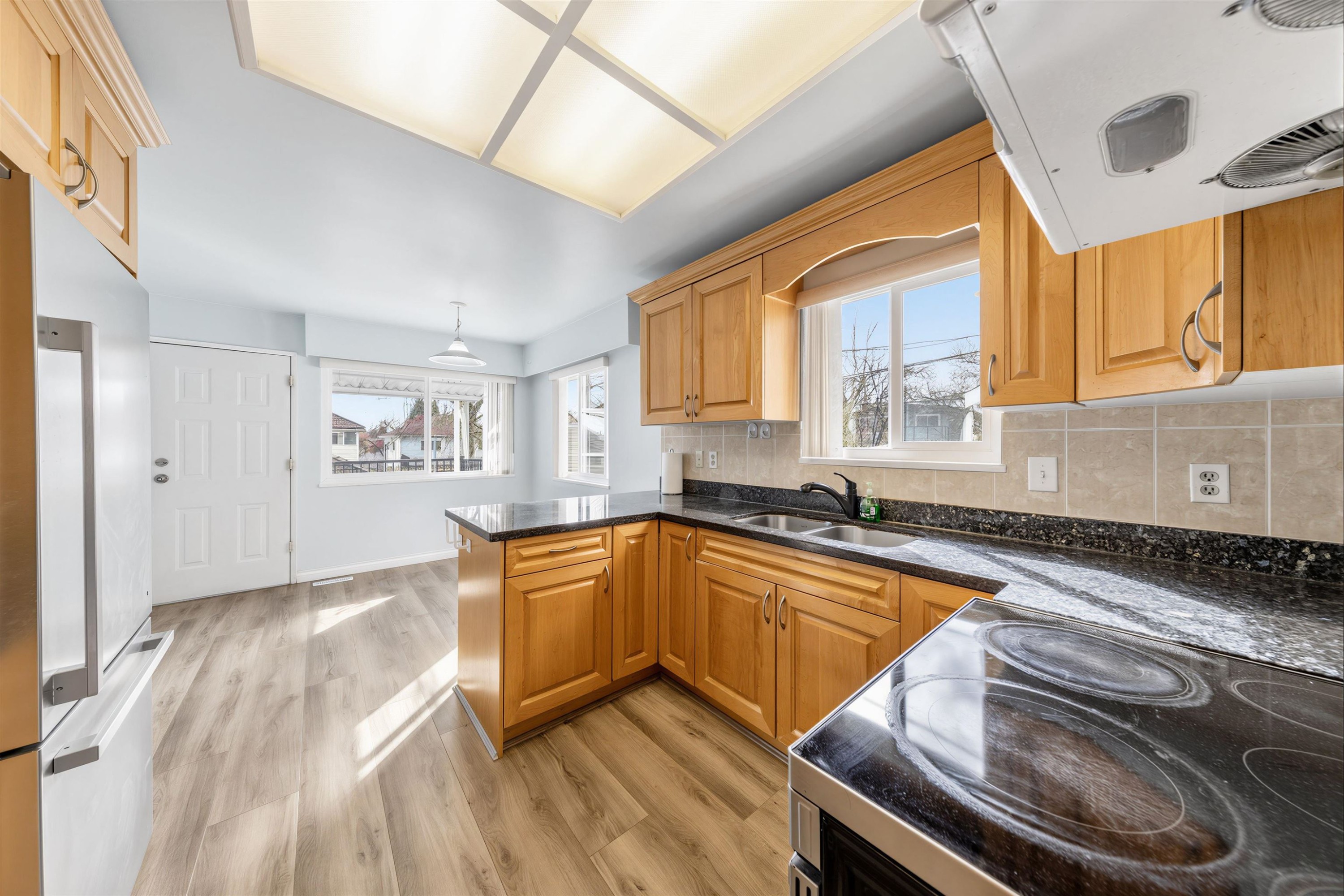 3206 Adanac Street, Vancouver, BC