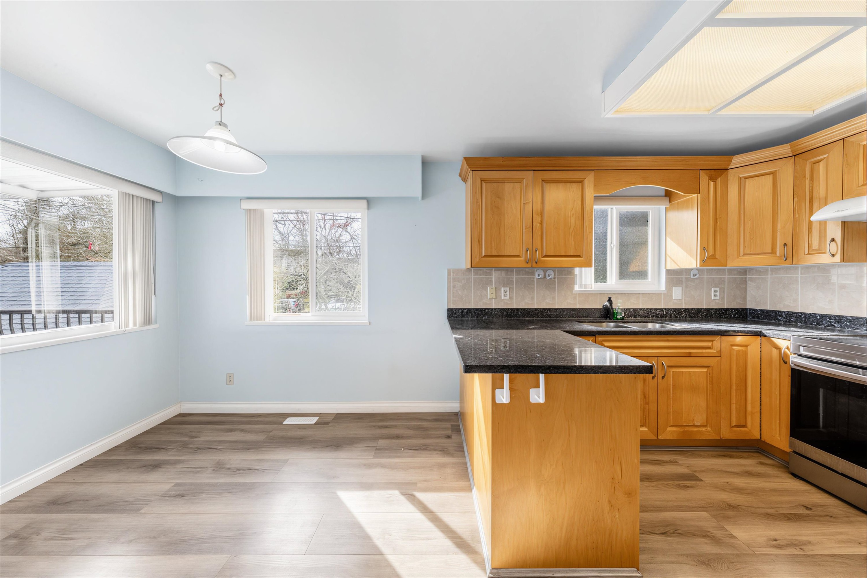 3206 Adanac Street, Vancouver, BC