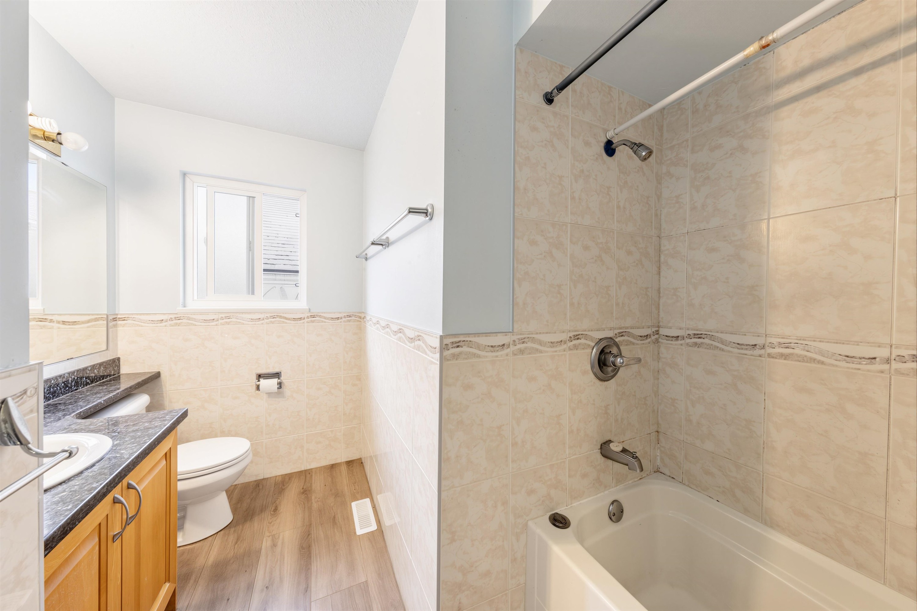 3206 Adanac Street, Vancouver, BC