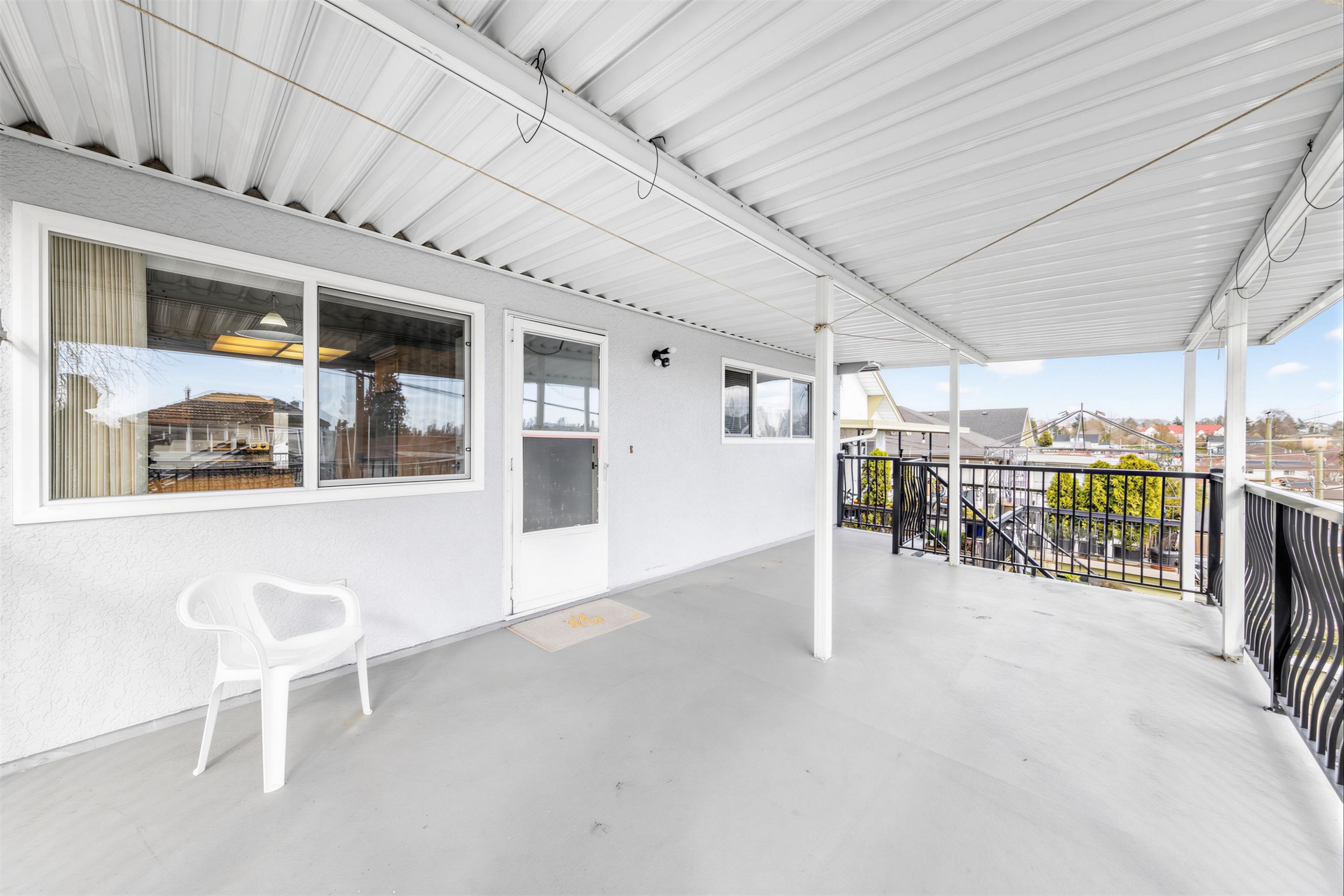 3206 Adanac Street, Vancouver, BC