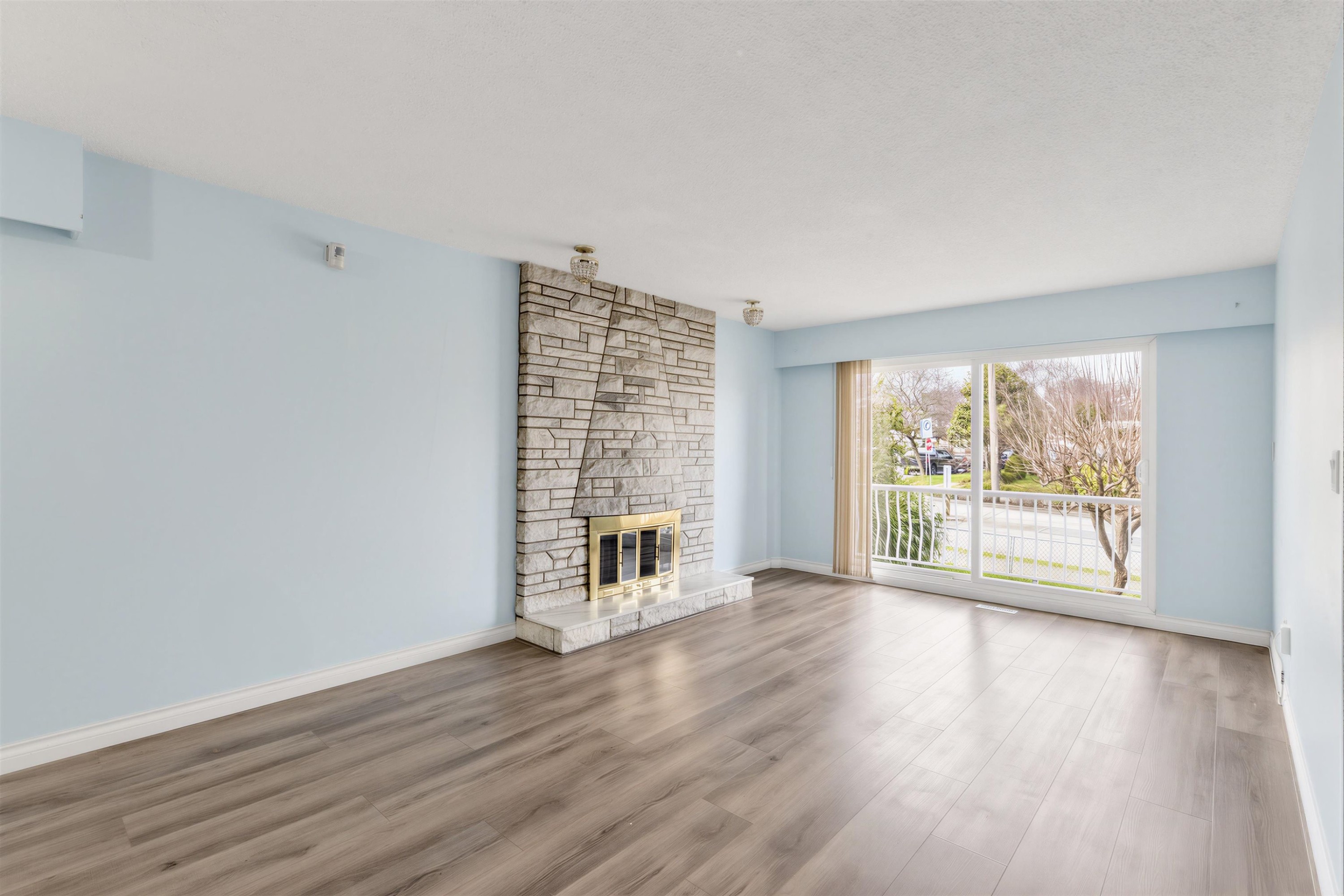 3206 Adanac Street, Vancouver, BC