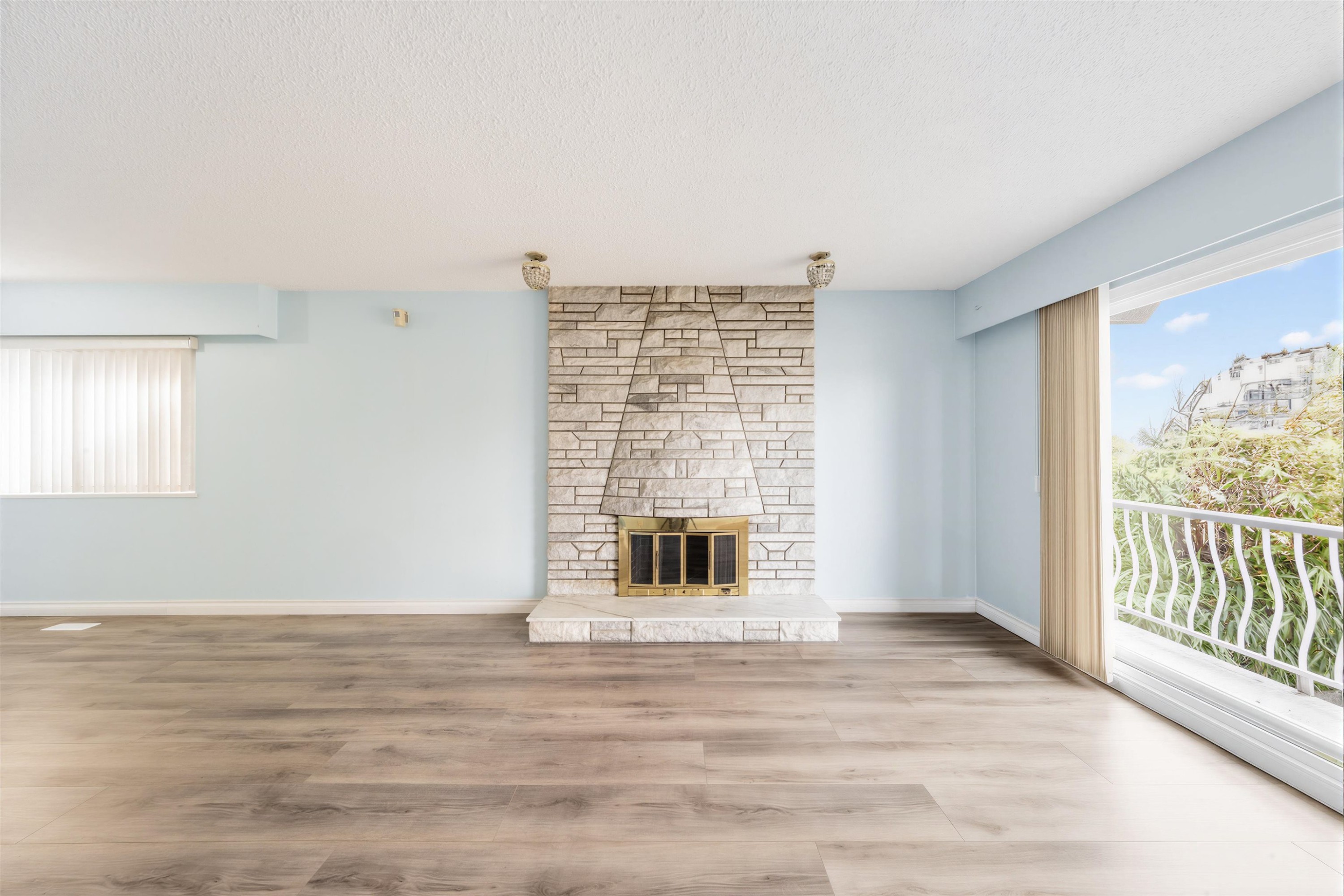 3206 Adanac Street, Vancouver, BC