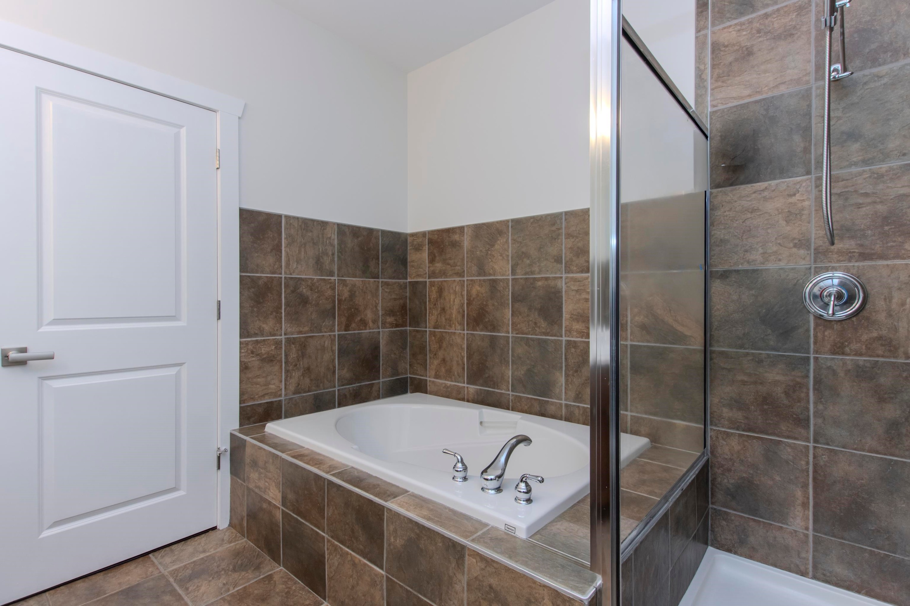 1003 Ash Place, Squamish, BC
