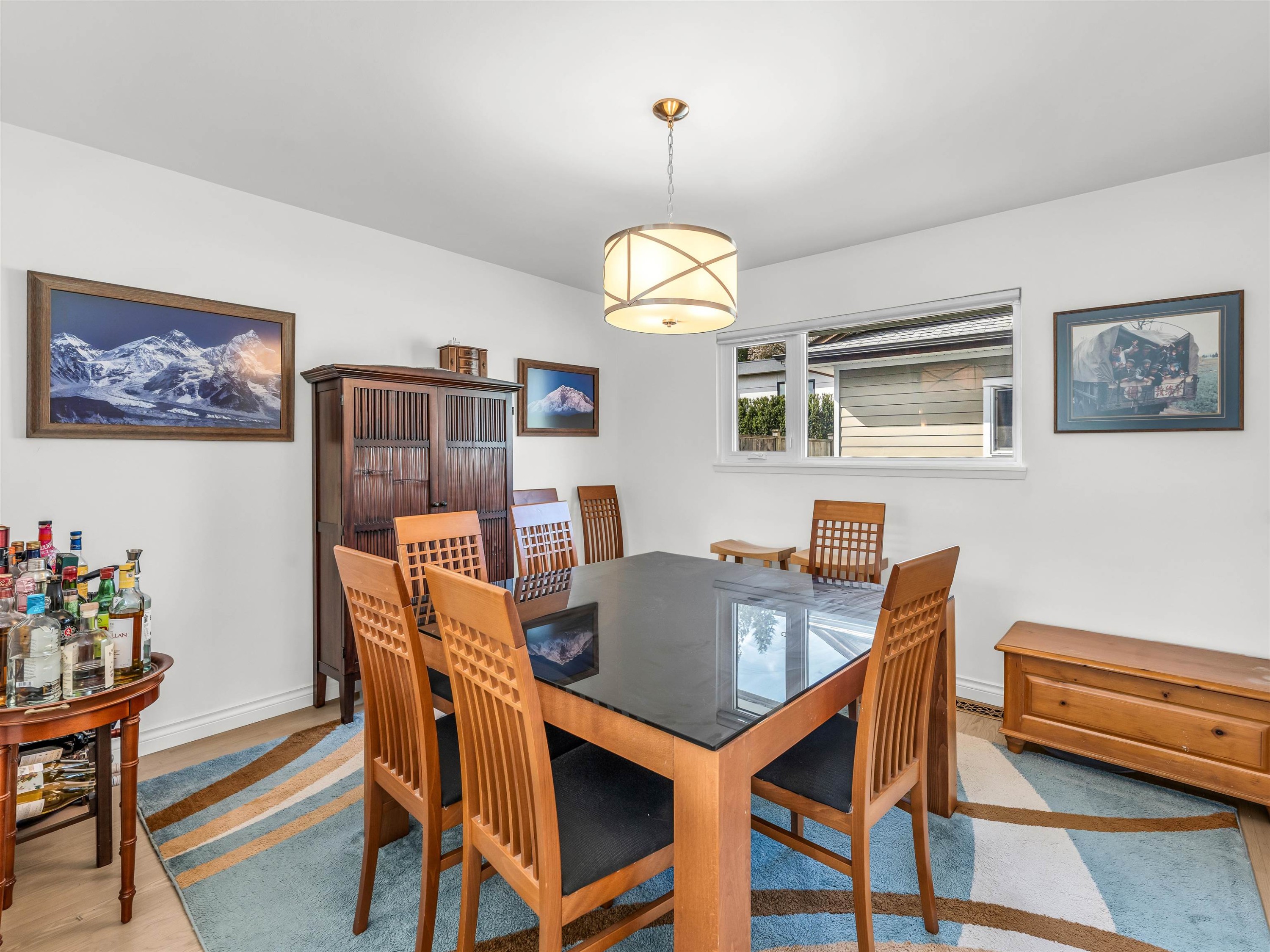 351 Beachview Drive, North Vancouver, BC