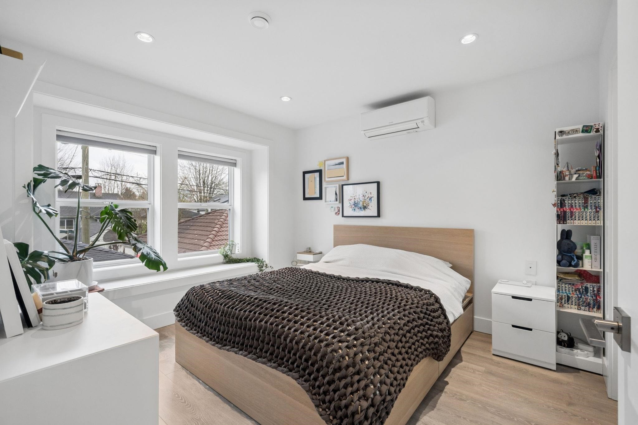 4382 Perry Street, Vancouver, BC