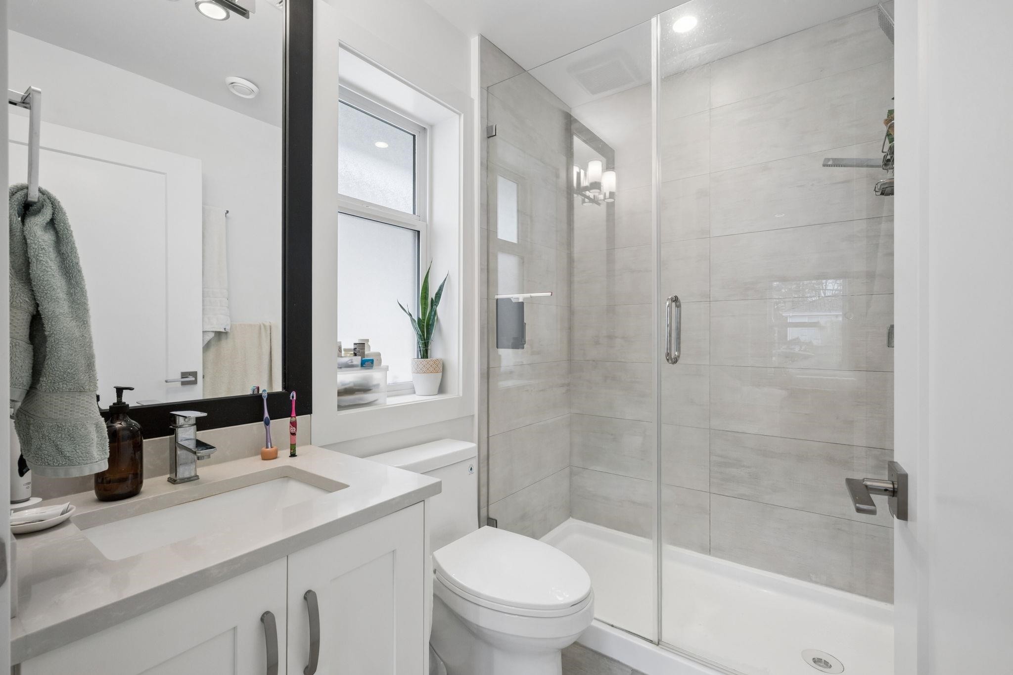 4382 Perry Street, Vancouver, BC