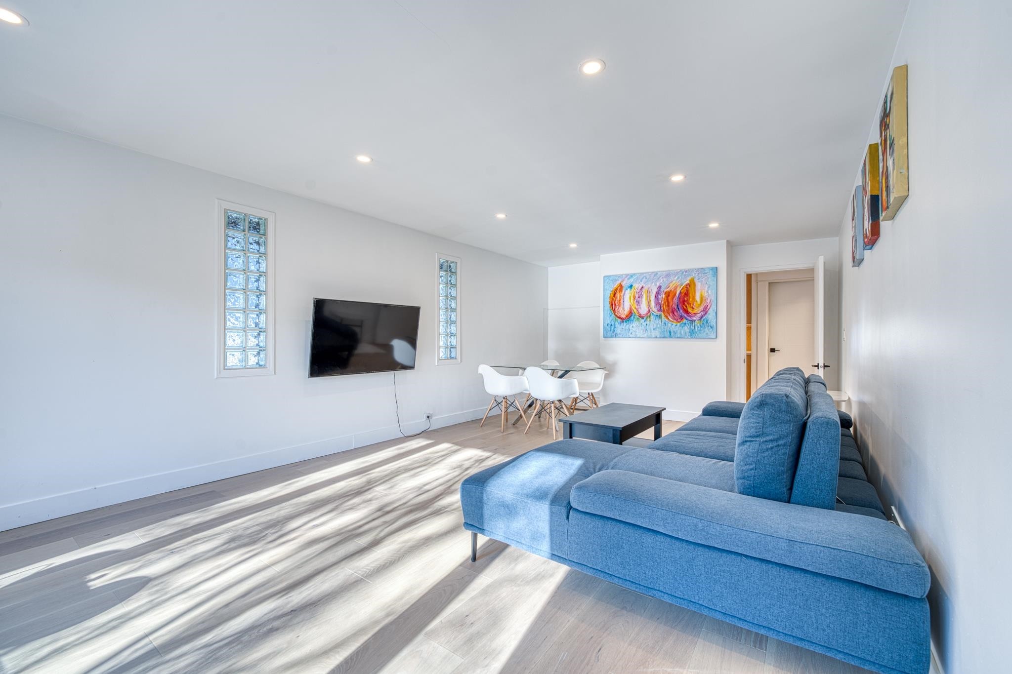 4377 12Th Avenue W, Vancouver, BC