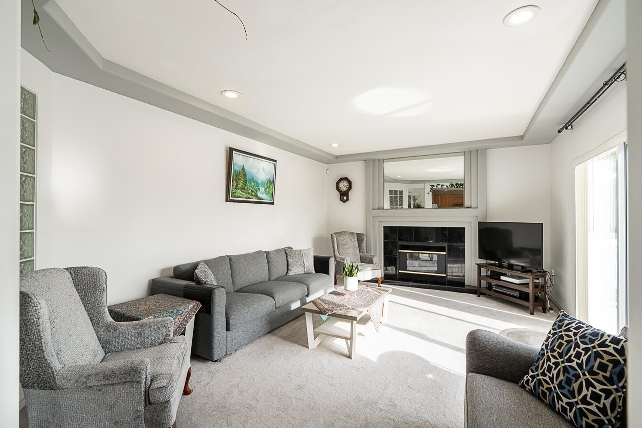 2980 Cliffrose Crescent, Coquitlam, BC