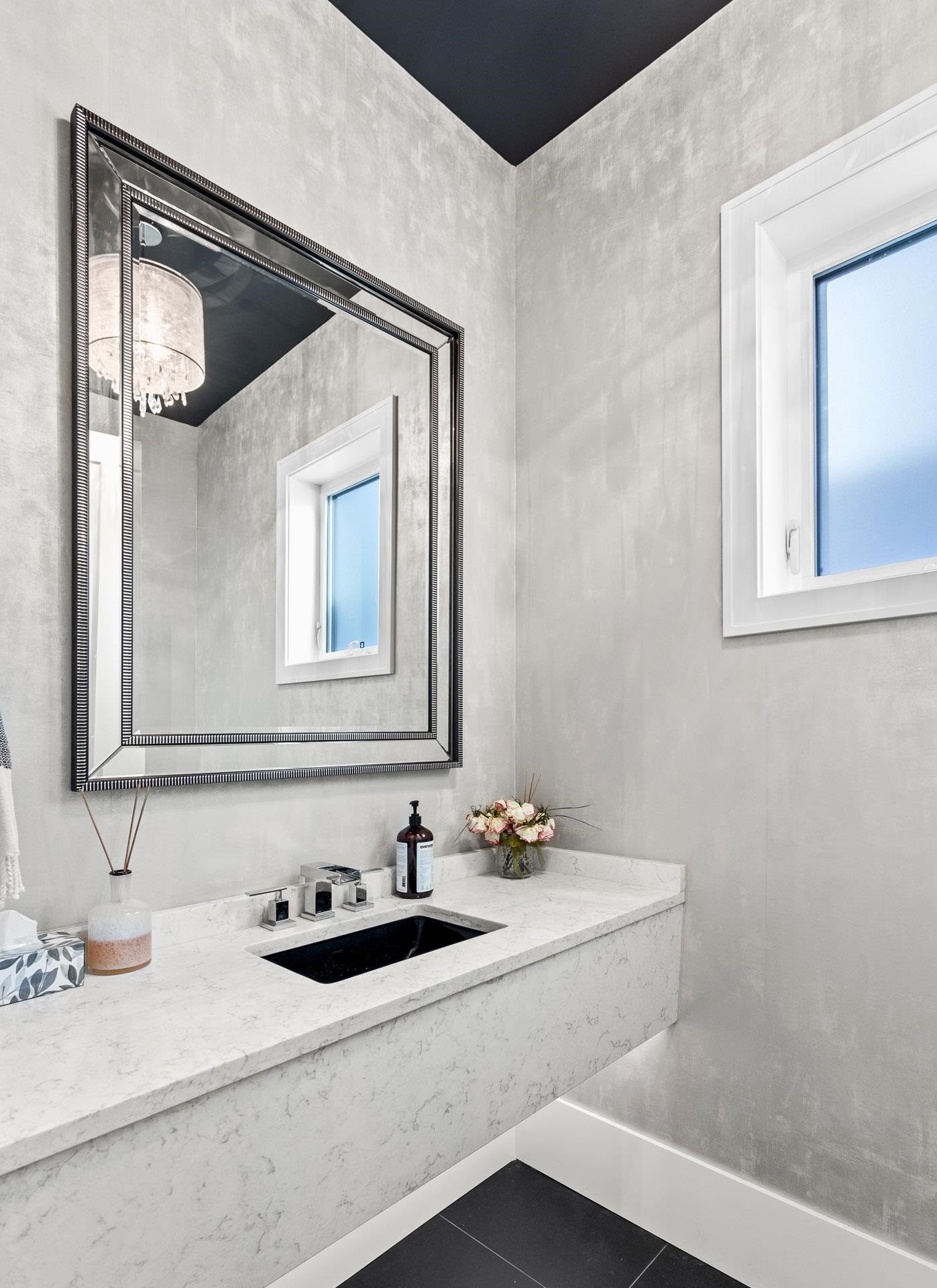 3726 35Th Avenue W, Vancouver, BC