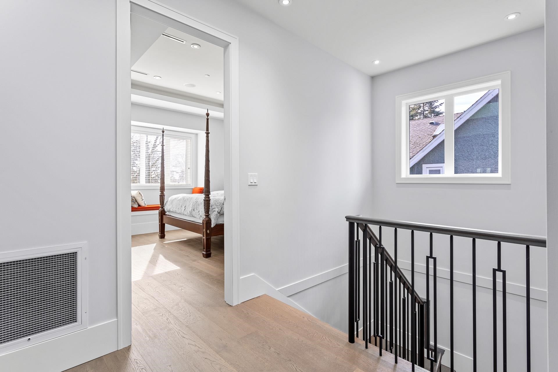 3726 35Th Avenue W, Vancouver, BC