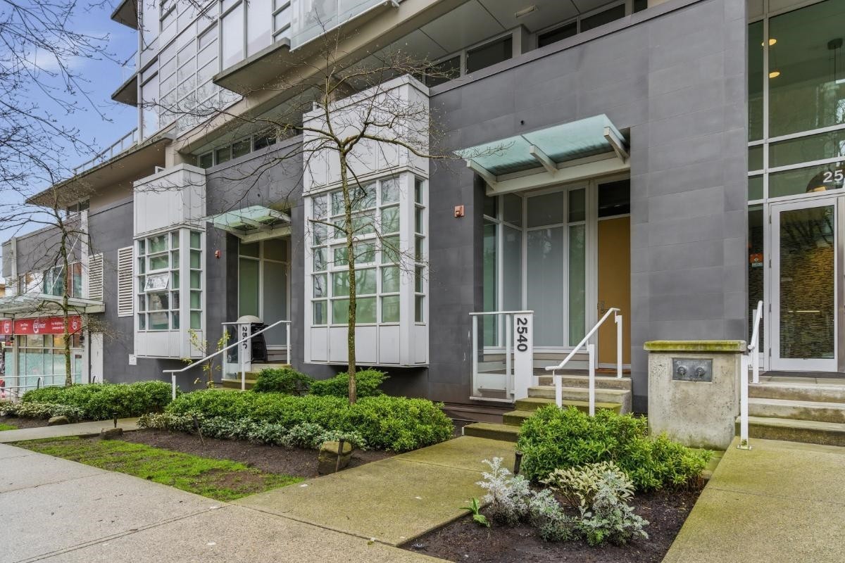 2540 Spruce Street, Vancouver, BC