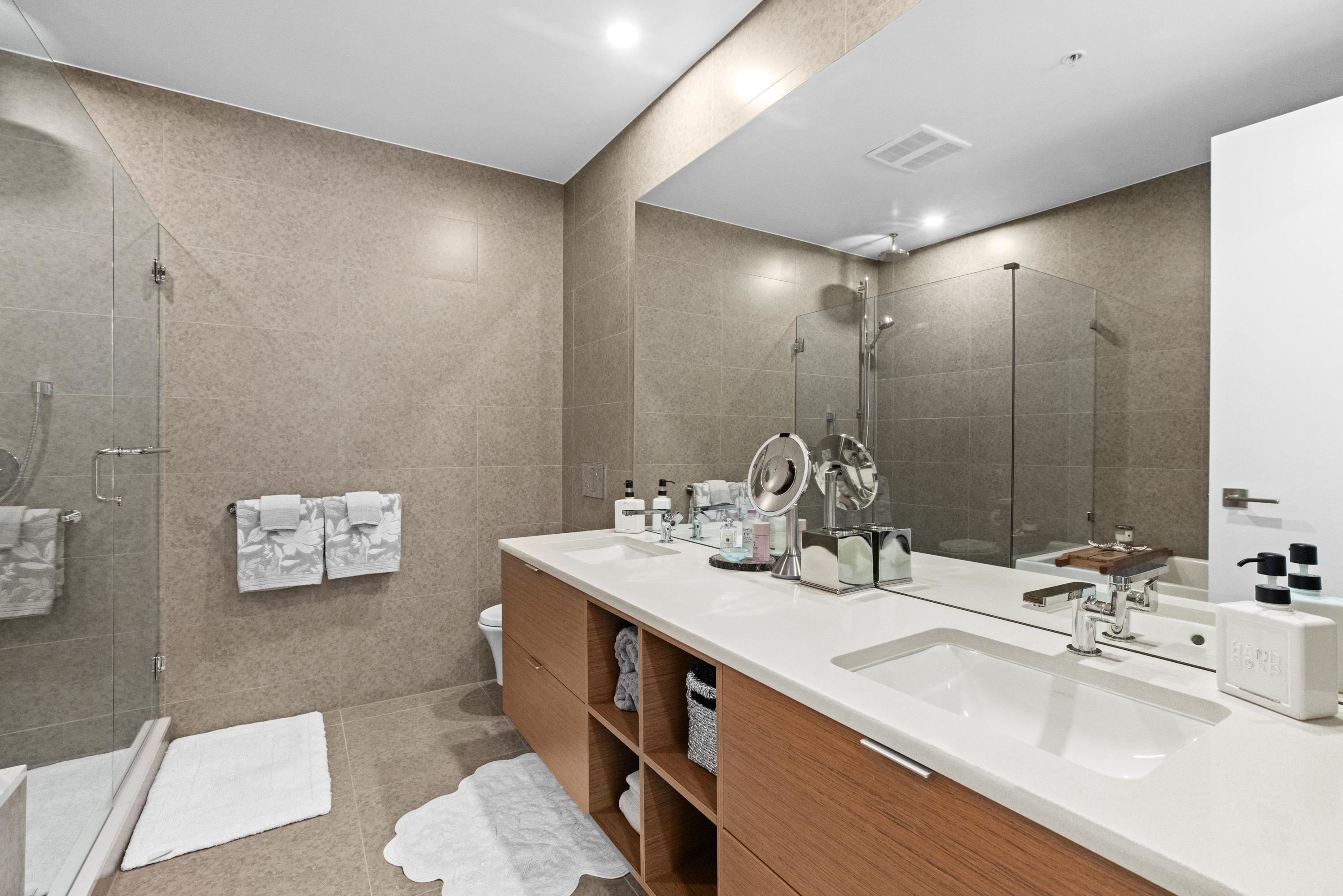 706-6707 Nelson Avenue, West Vancouver, BC