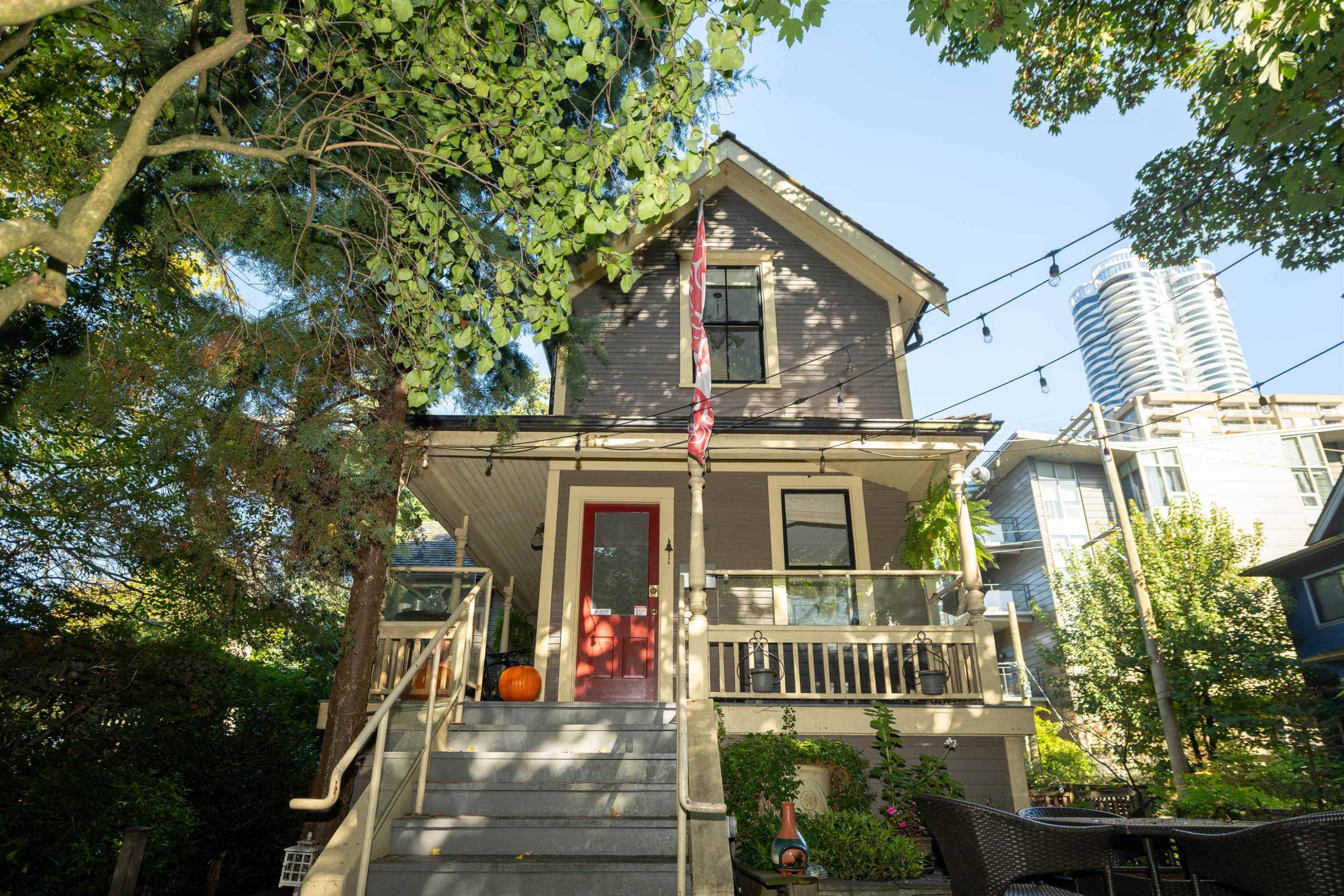 1119 Pendrell Street, Vancouver, BC