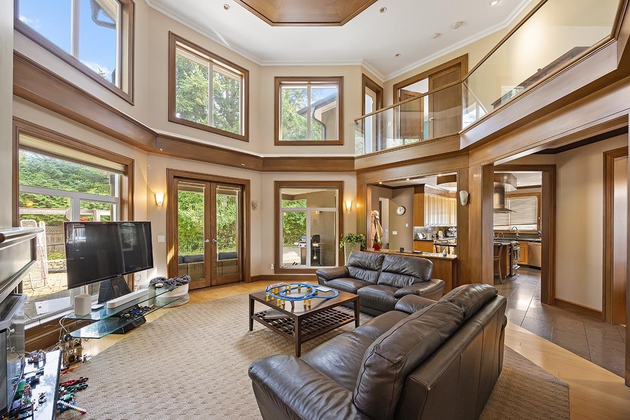 3582 Edgemont Boulevard, North Vancouver, BC