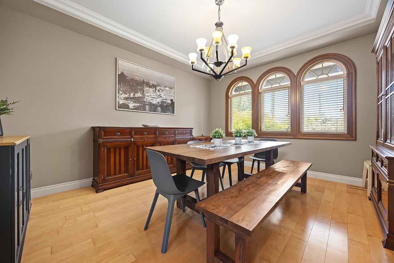 3582 Edgemont Boulevard, North Vancouver, BC