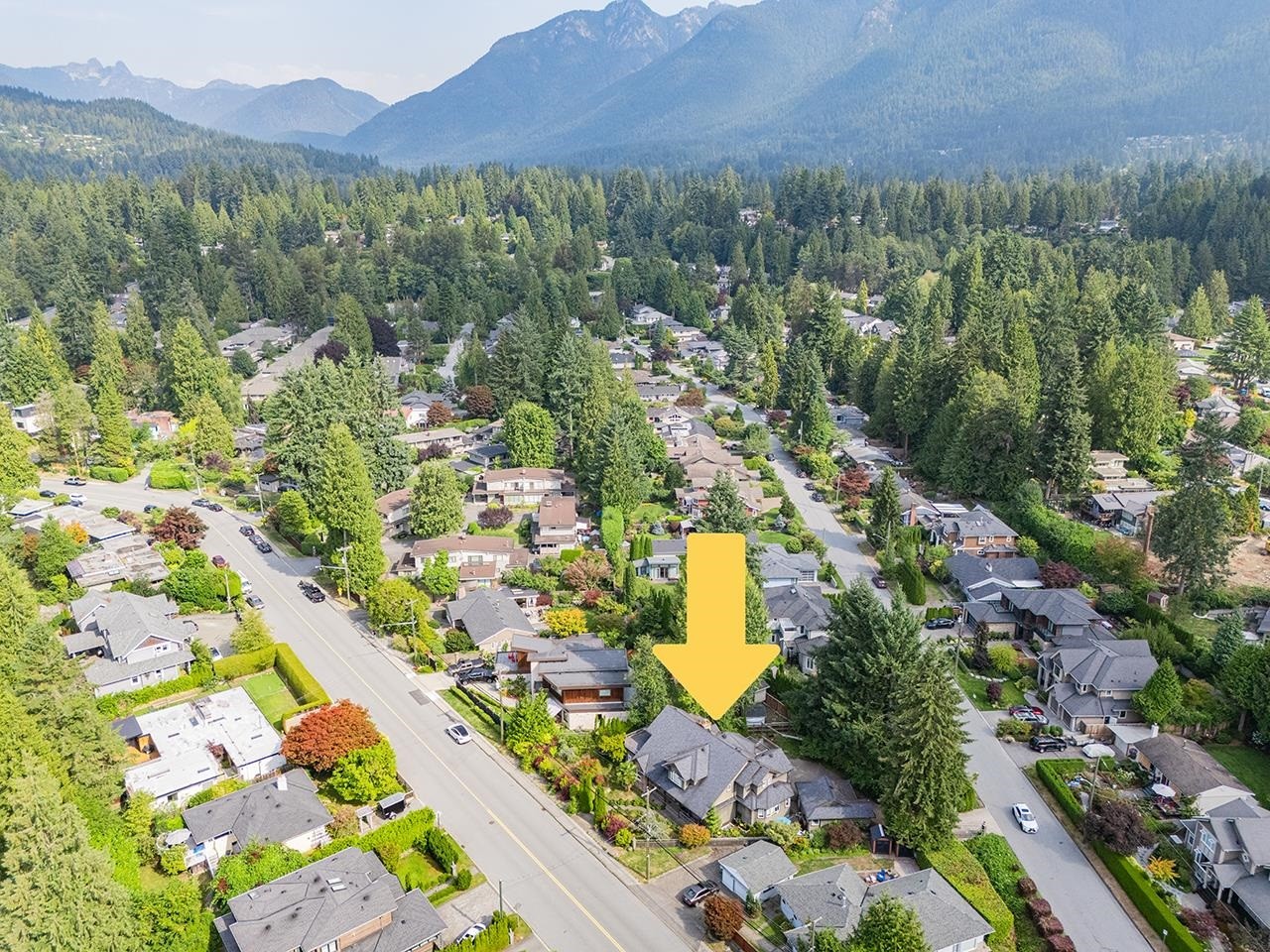 3582 Edgemont Boulevard, North Vancouver, BC