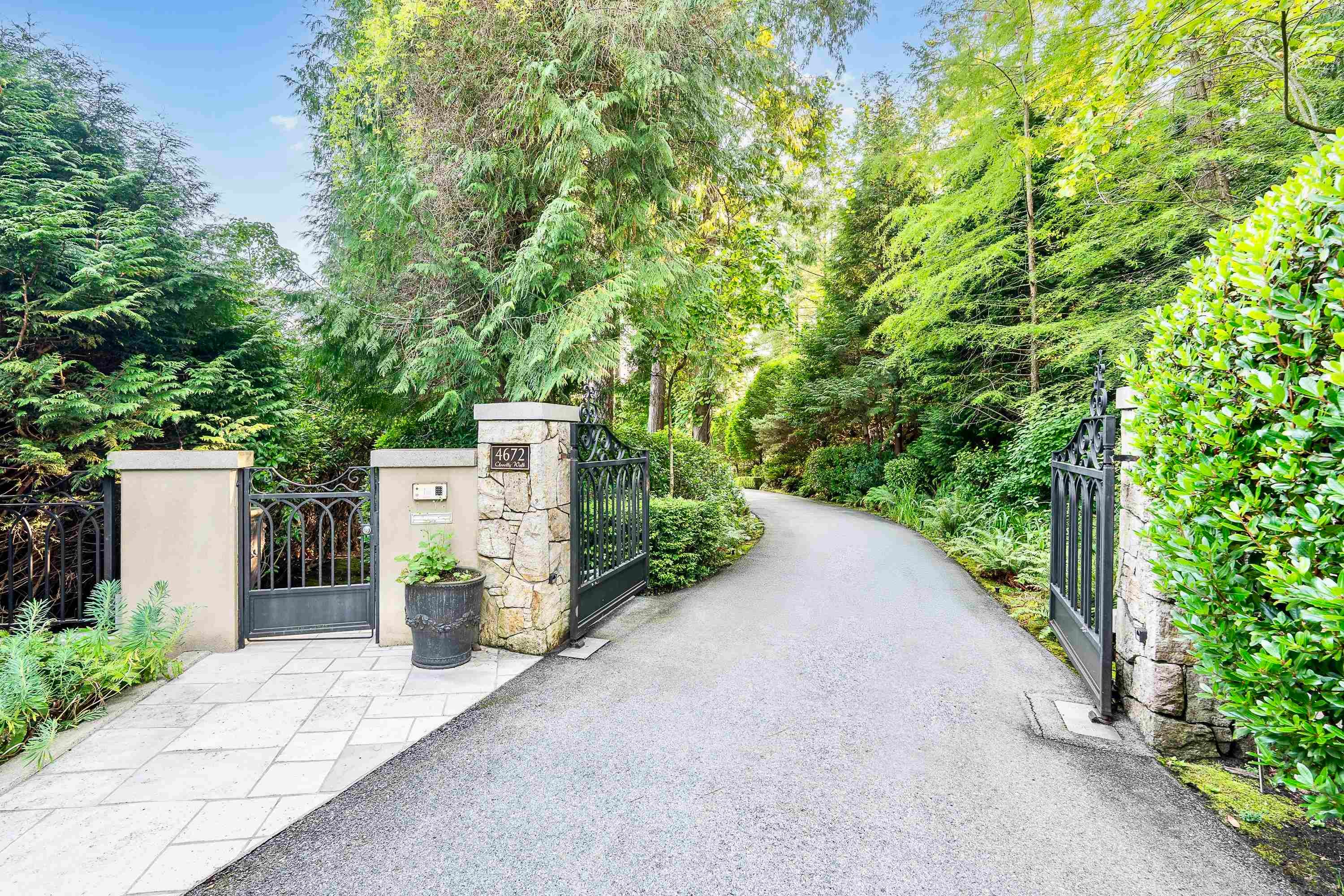 4672 Clovelly Walk, West Vancouver, BC
