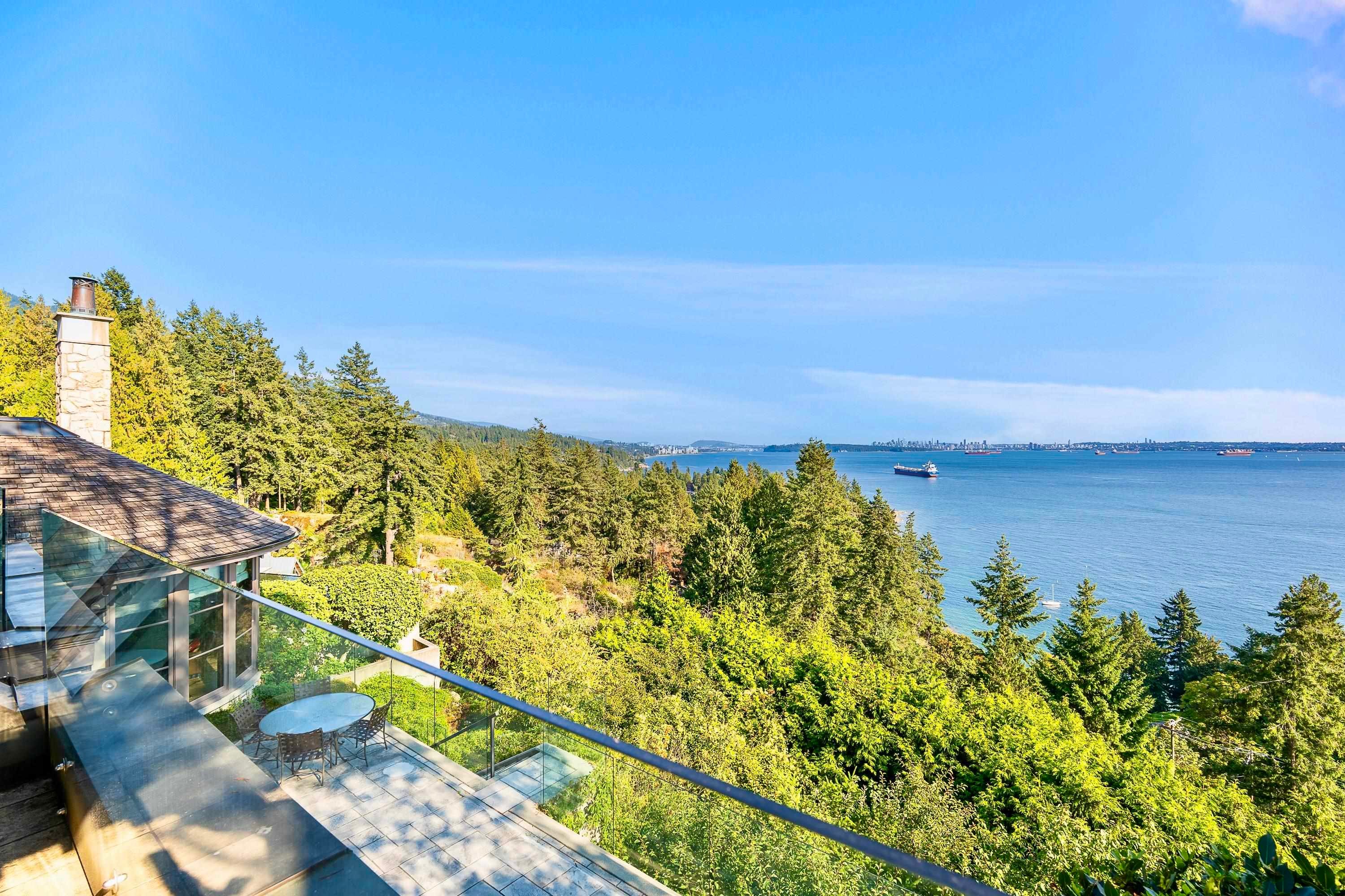 4672 Clovelly Walk, West Vancouver, BC