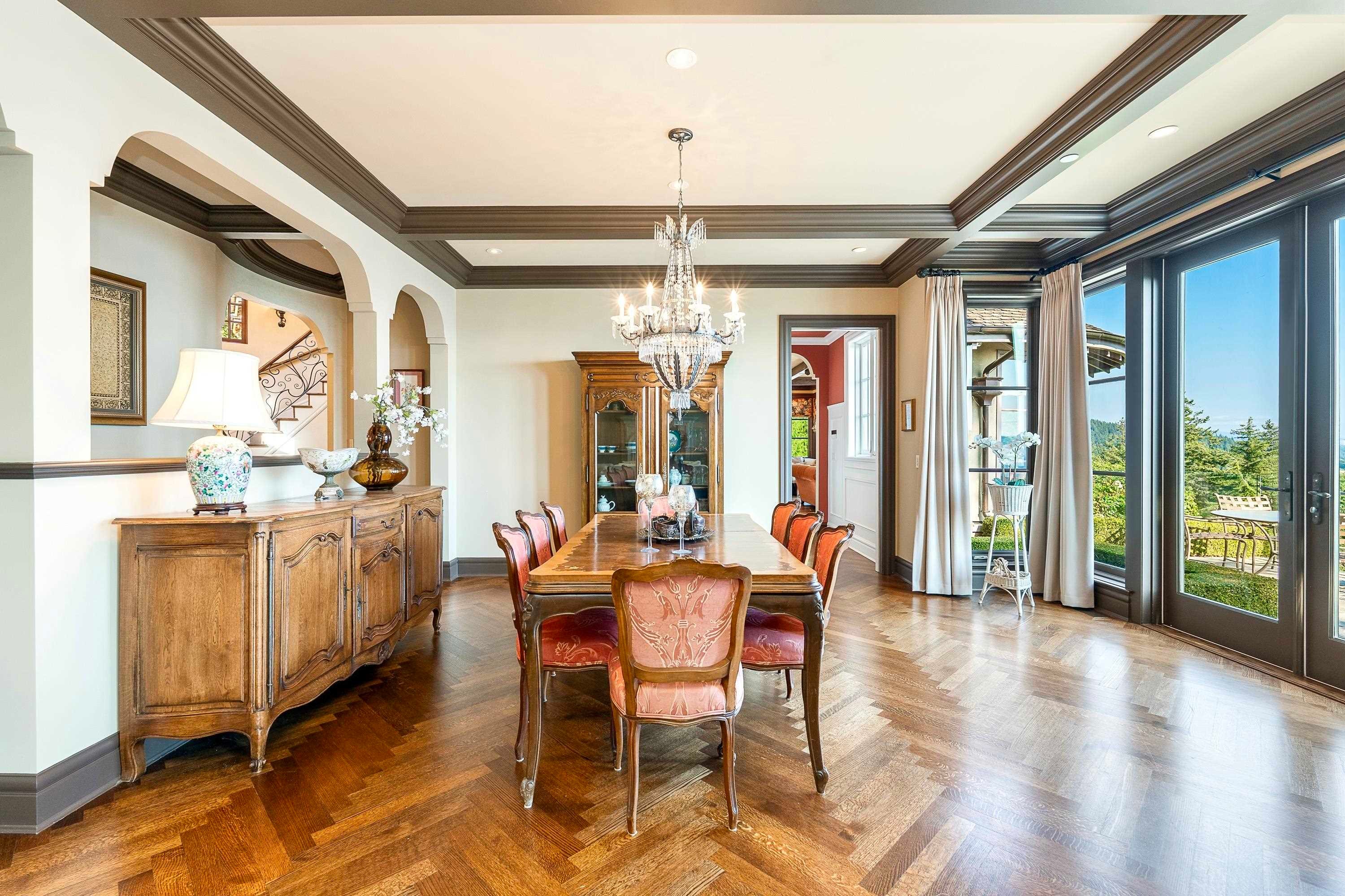4672 Clovelly Walk, West Vancouver, BC