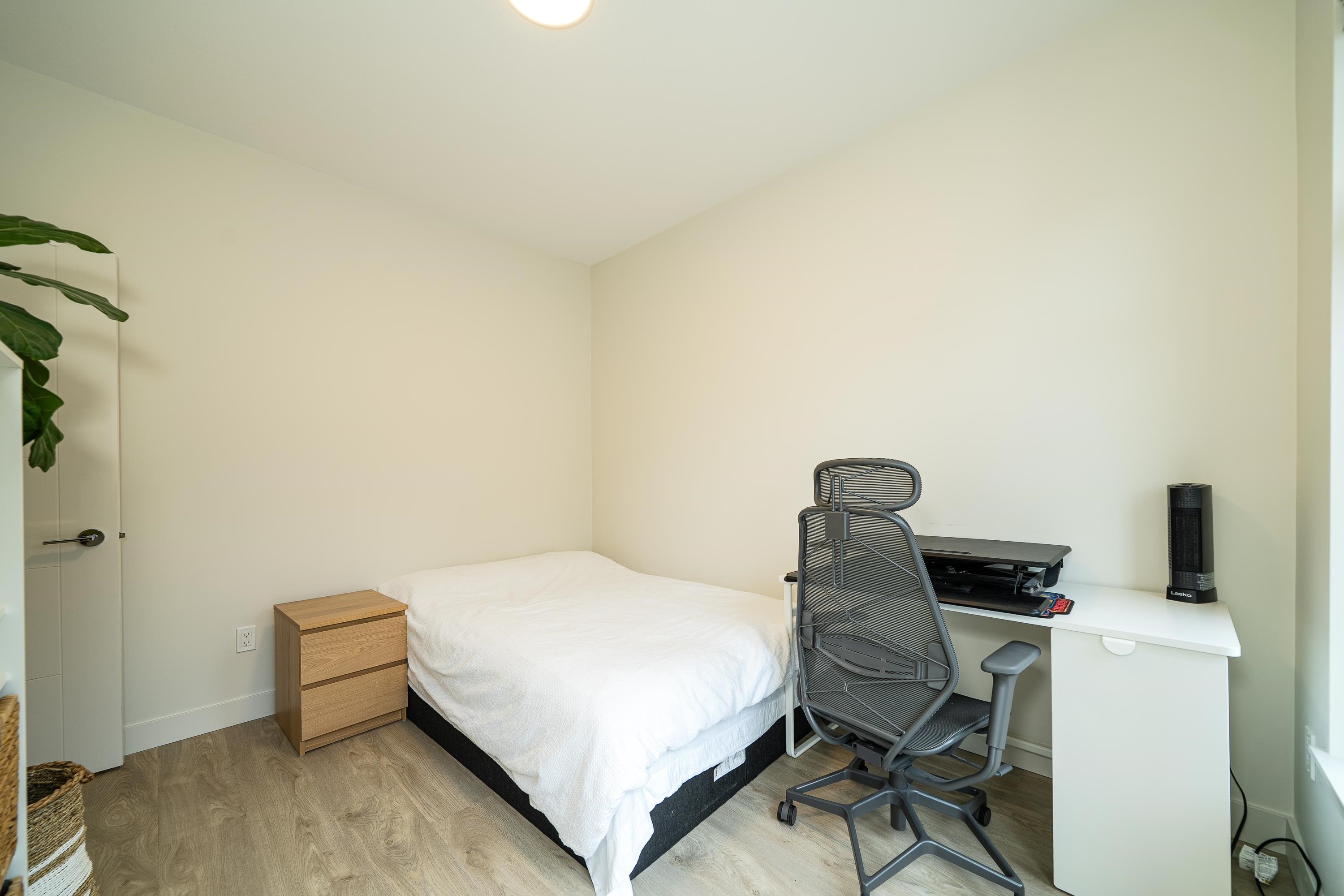 2-9399 No. 2 Road, Richmond, BC