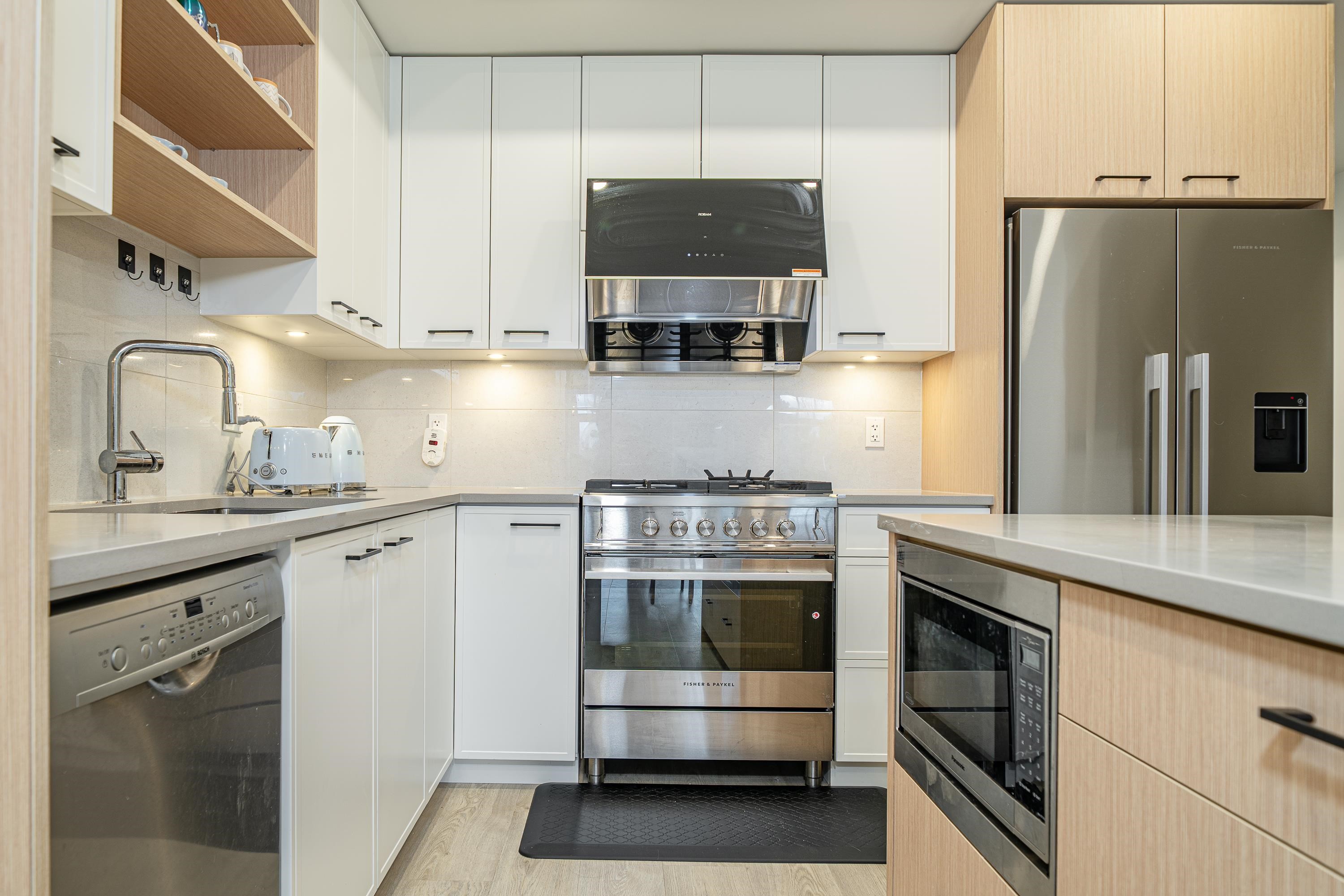 2-9399 No. 2 Road, Richmond, BC
