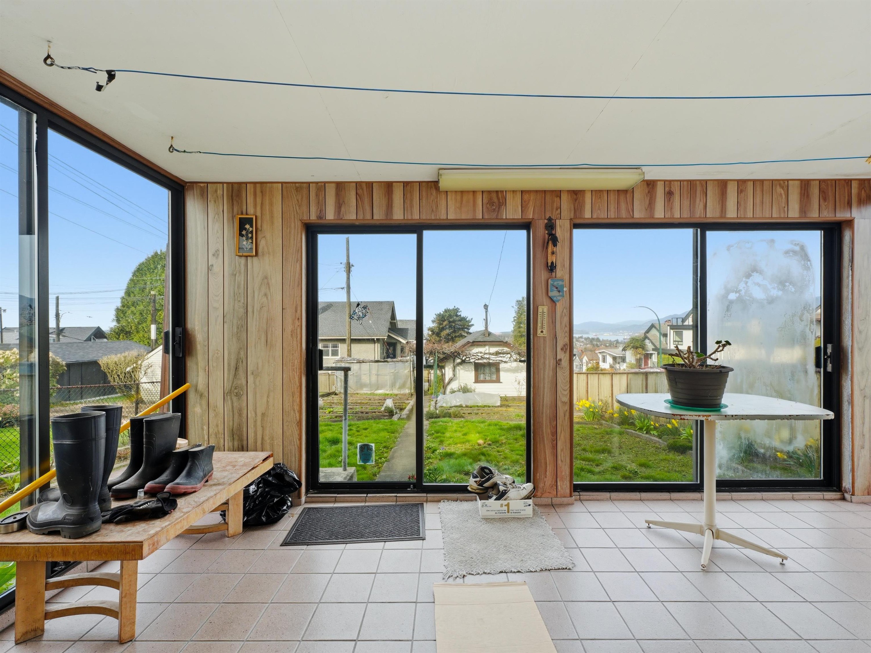 3690 Dundas Street, Vancouver, BC