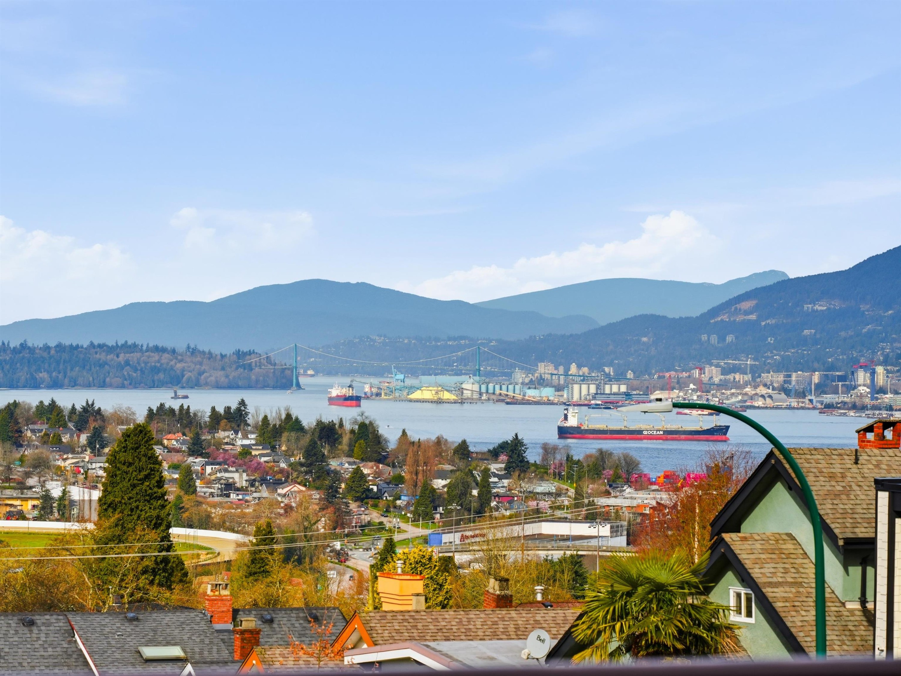 3690 Dundas Street, Vancouver, BC