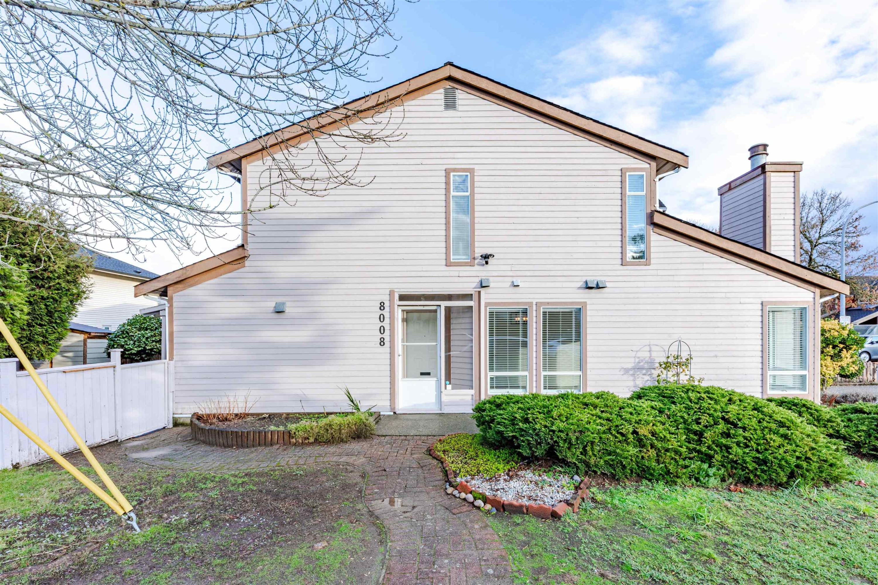 8008 Ash Street, Richmond, BC