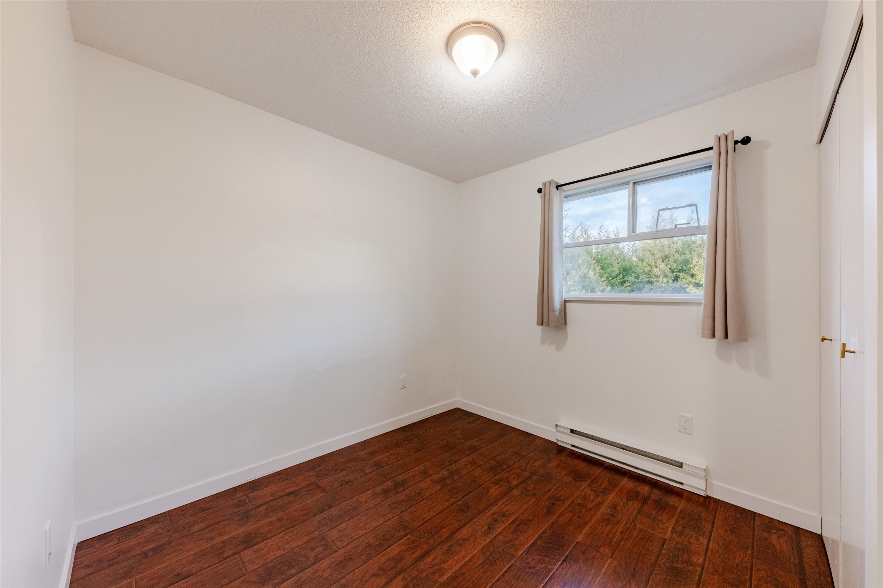 8008 Ash Street, Richmond, BC