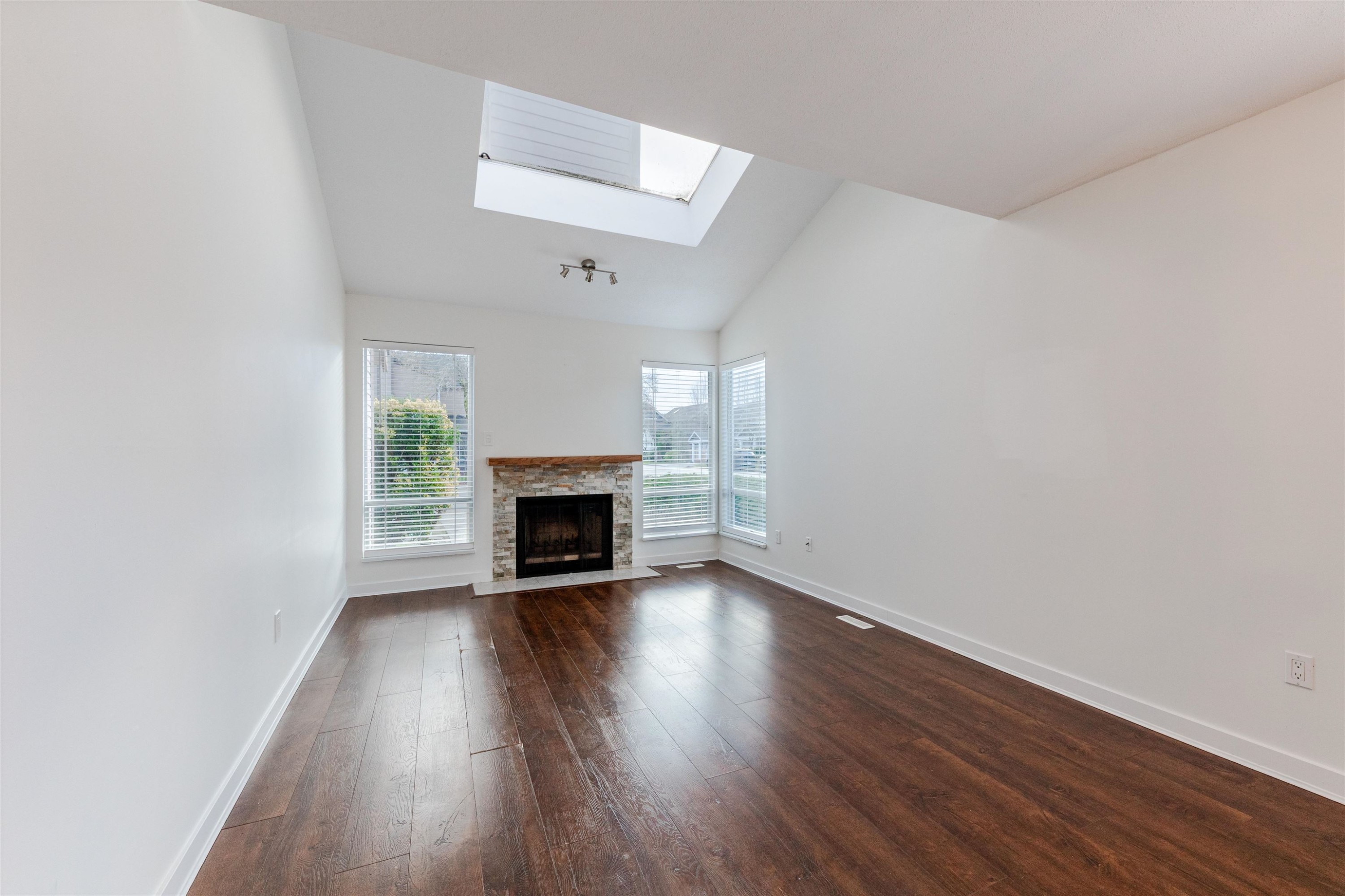 8008 Ash Street, Richmond, BC