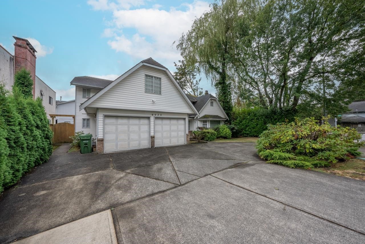 8020 General Currie Road, Richmond, BC