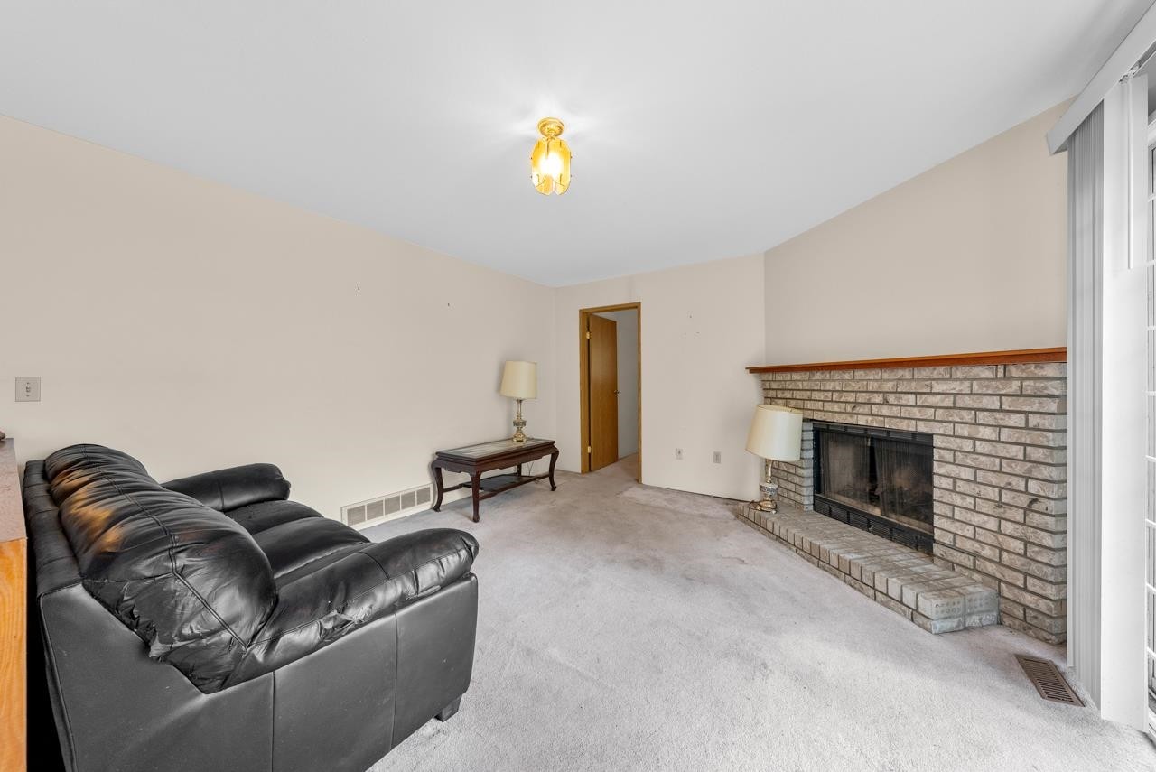 8020 General Currie Road, Richmond, BC