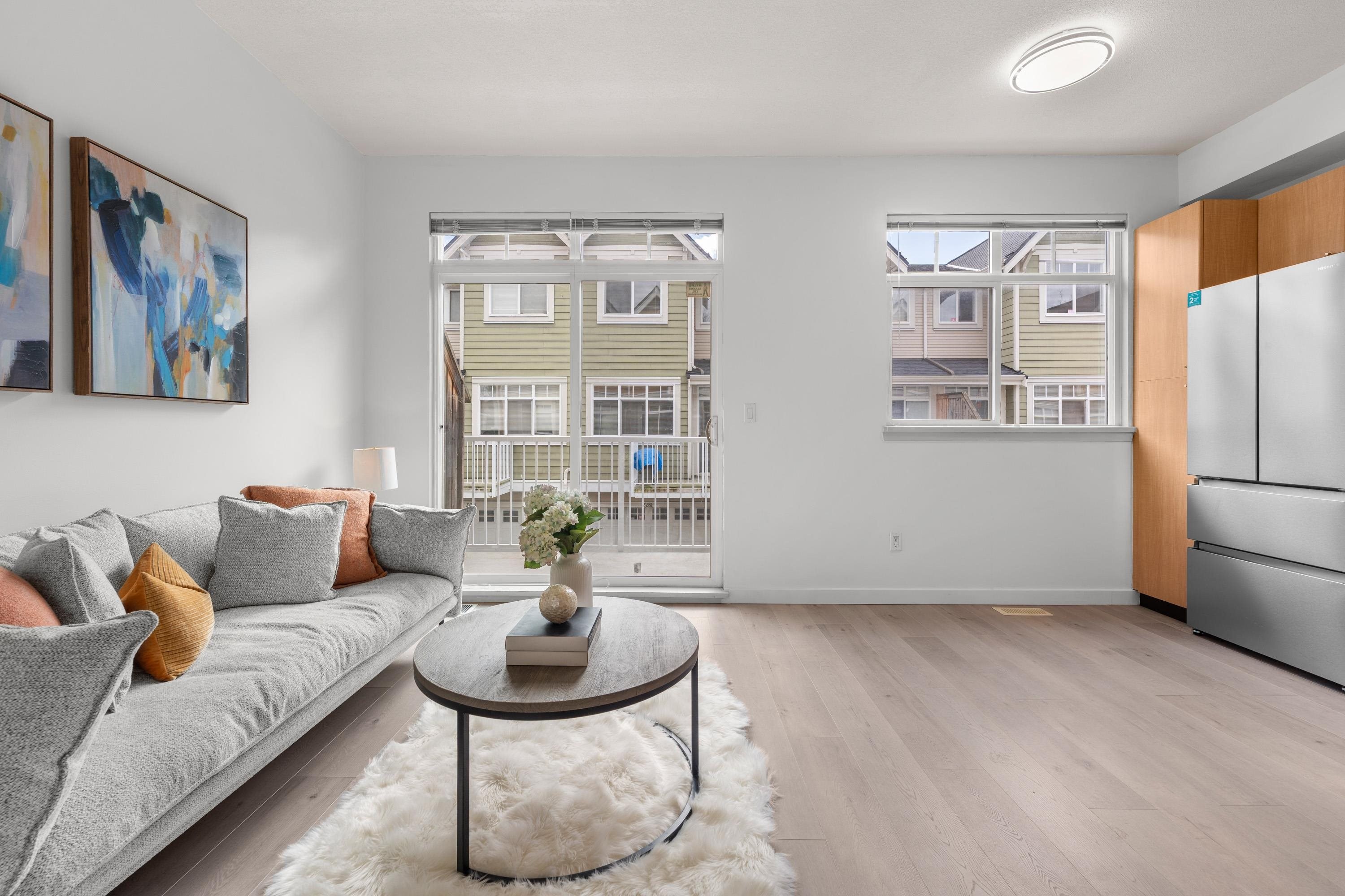 7148 Mont Royal Square, Vancouver, BC