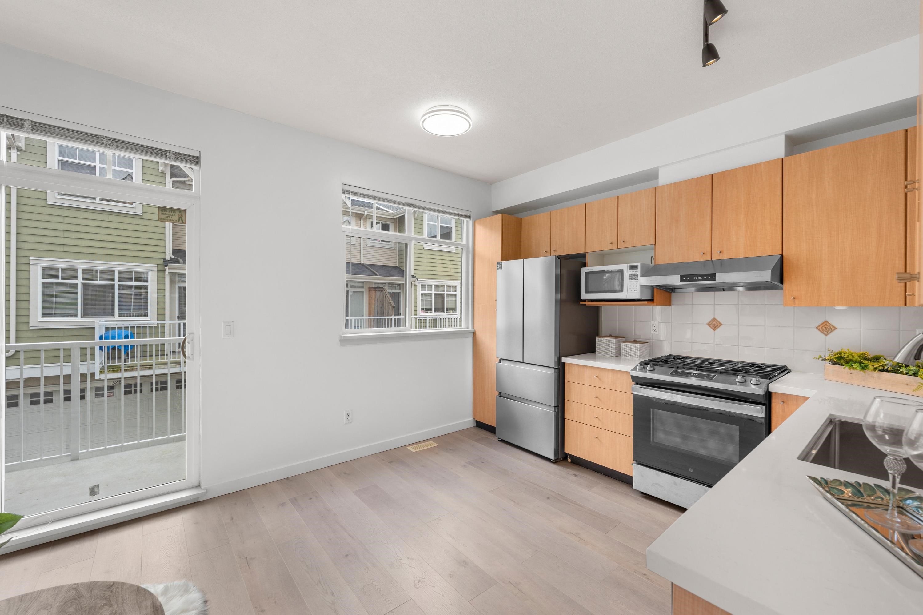 7148 Mont Royal Square, Vancouver, BC