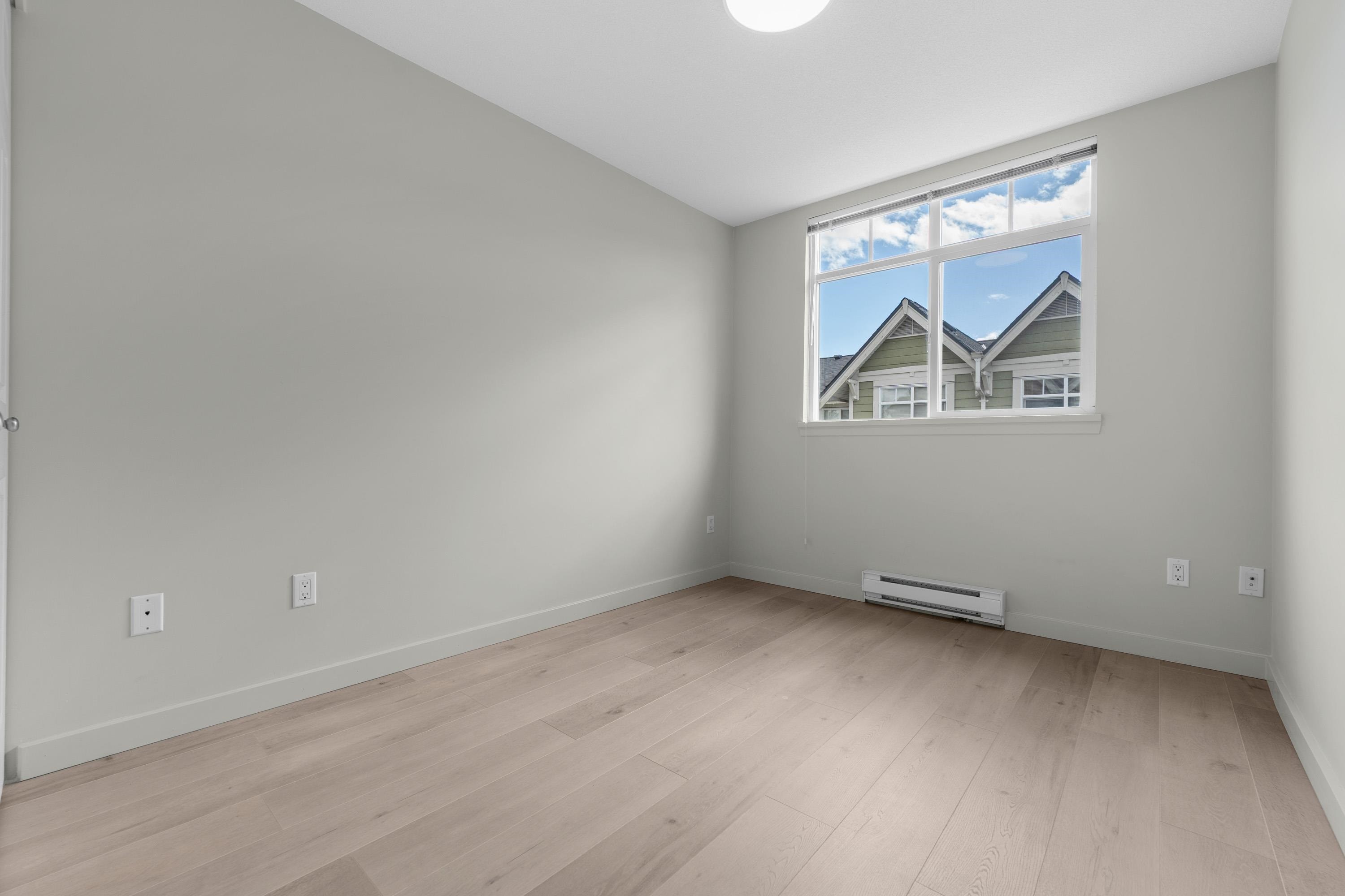 7148 Mont Royal Square, Vancouver, BC