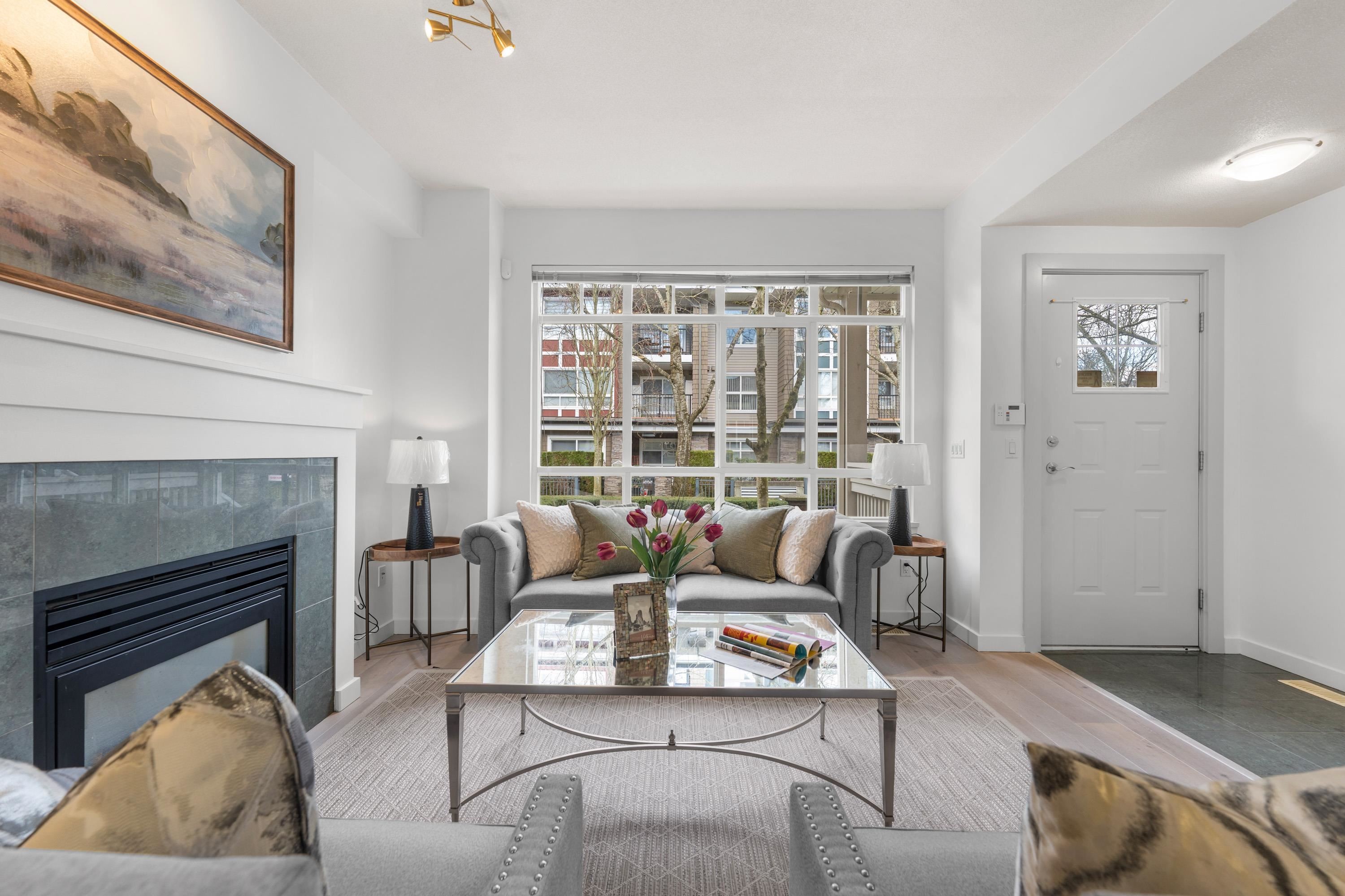 7148 Mont Royal Square, Vancouver, BC